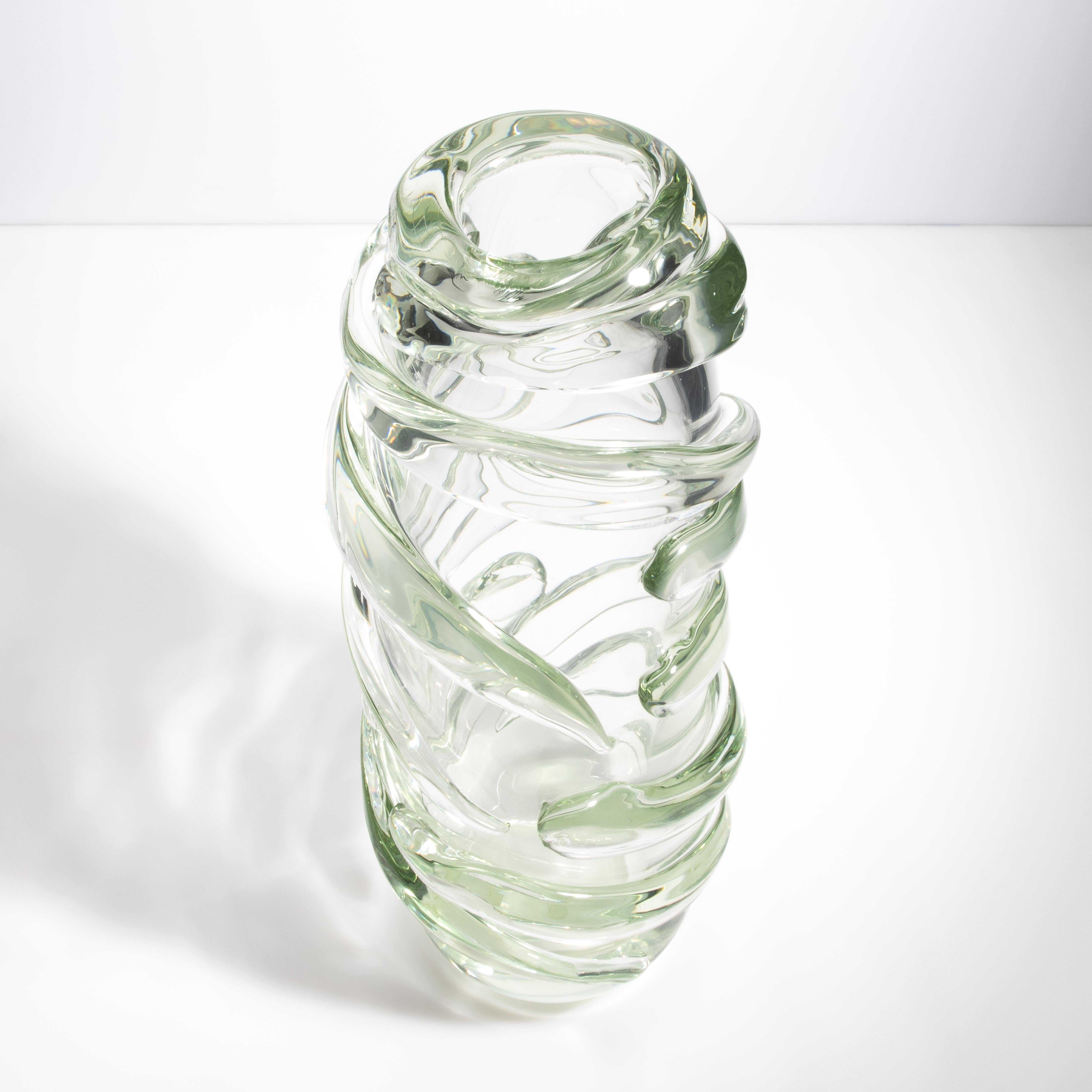 Moderno Vaso Gomitolo di Murano soffiato a mano, trasparente con un accenno di verde, extra alto in vendita