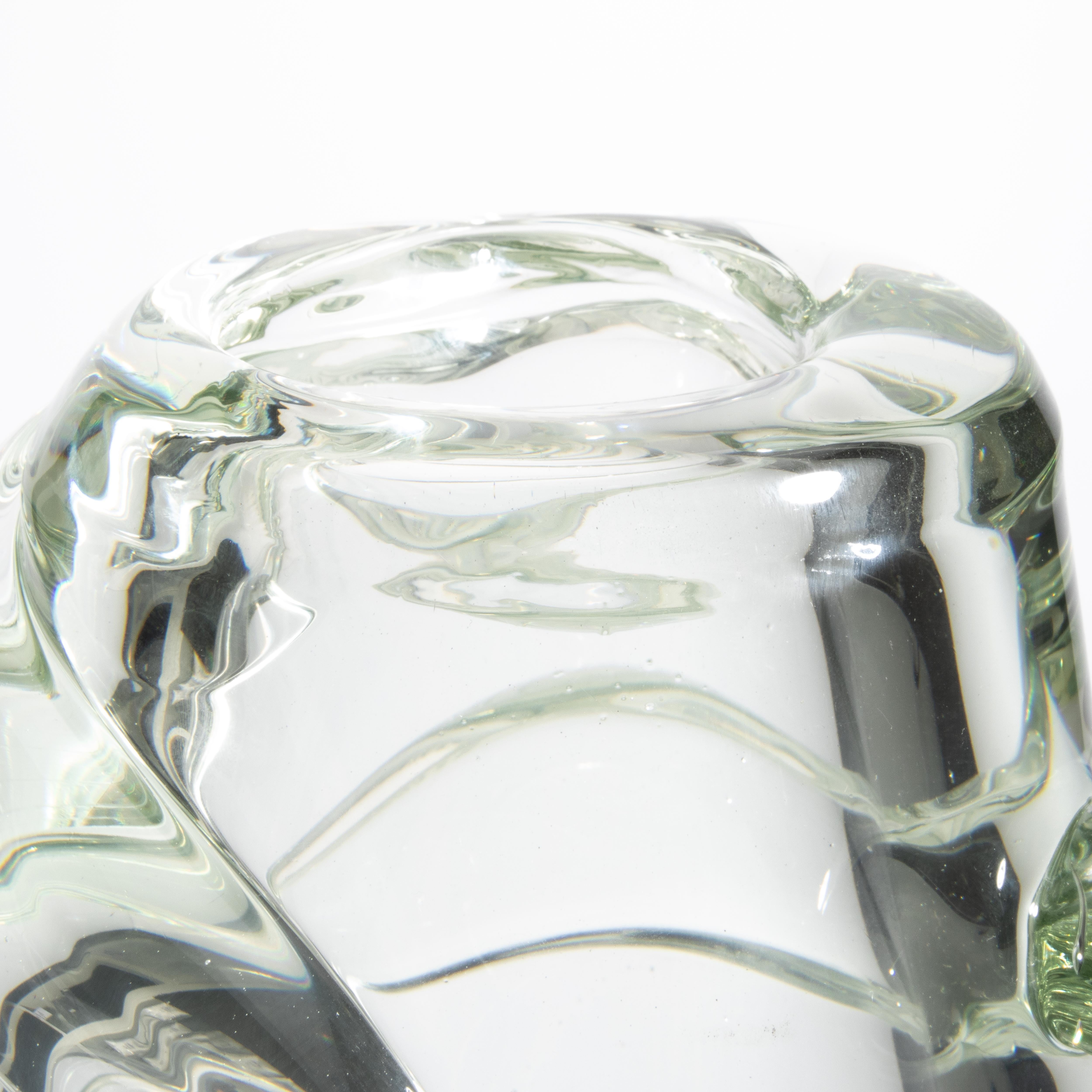 XXI secolo e contemporaneo Vaso Gomitolo di Murano soffiato a mano, trasparente con un accenno di verde, extra alto in vendita