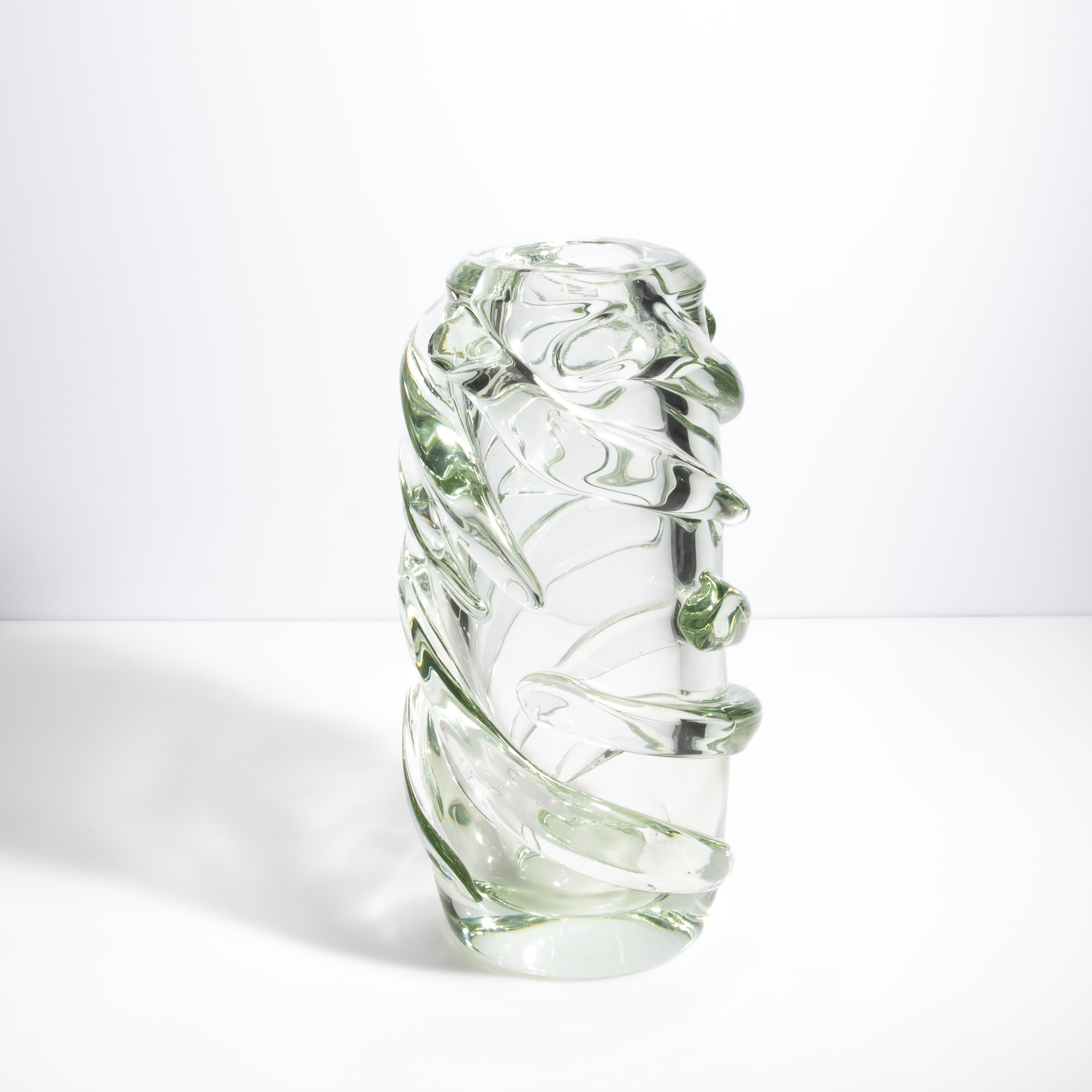 Moderno Vaso Gomitolo di Murano soffiato a mano, trasparente con un tocco di verde in vendita