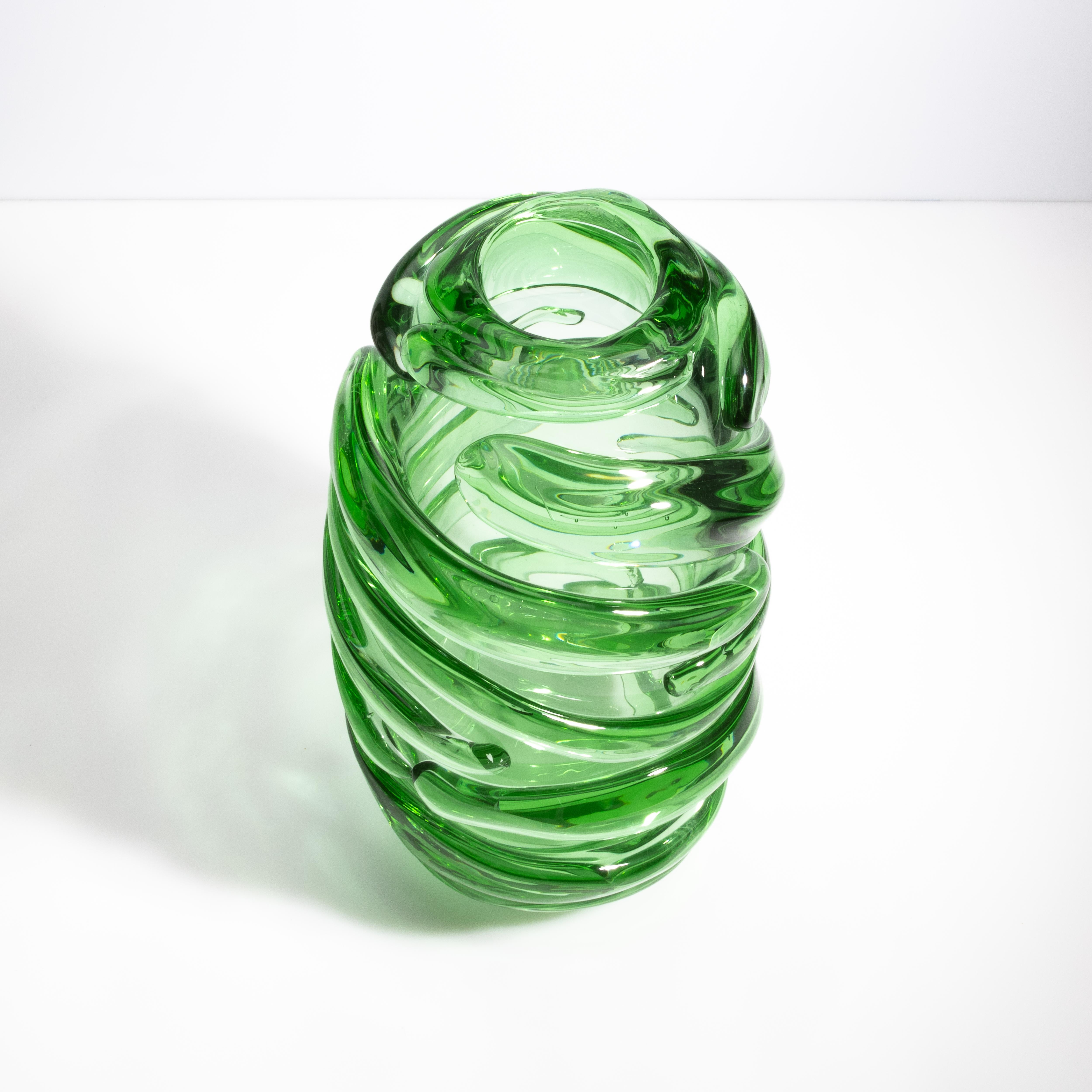 italien Grand vase Gomitolo de Murano soufflé à la main en vert tourmaline en vente