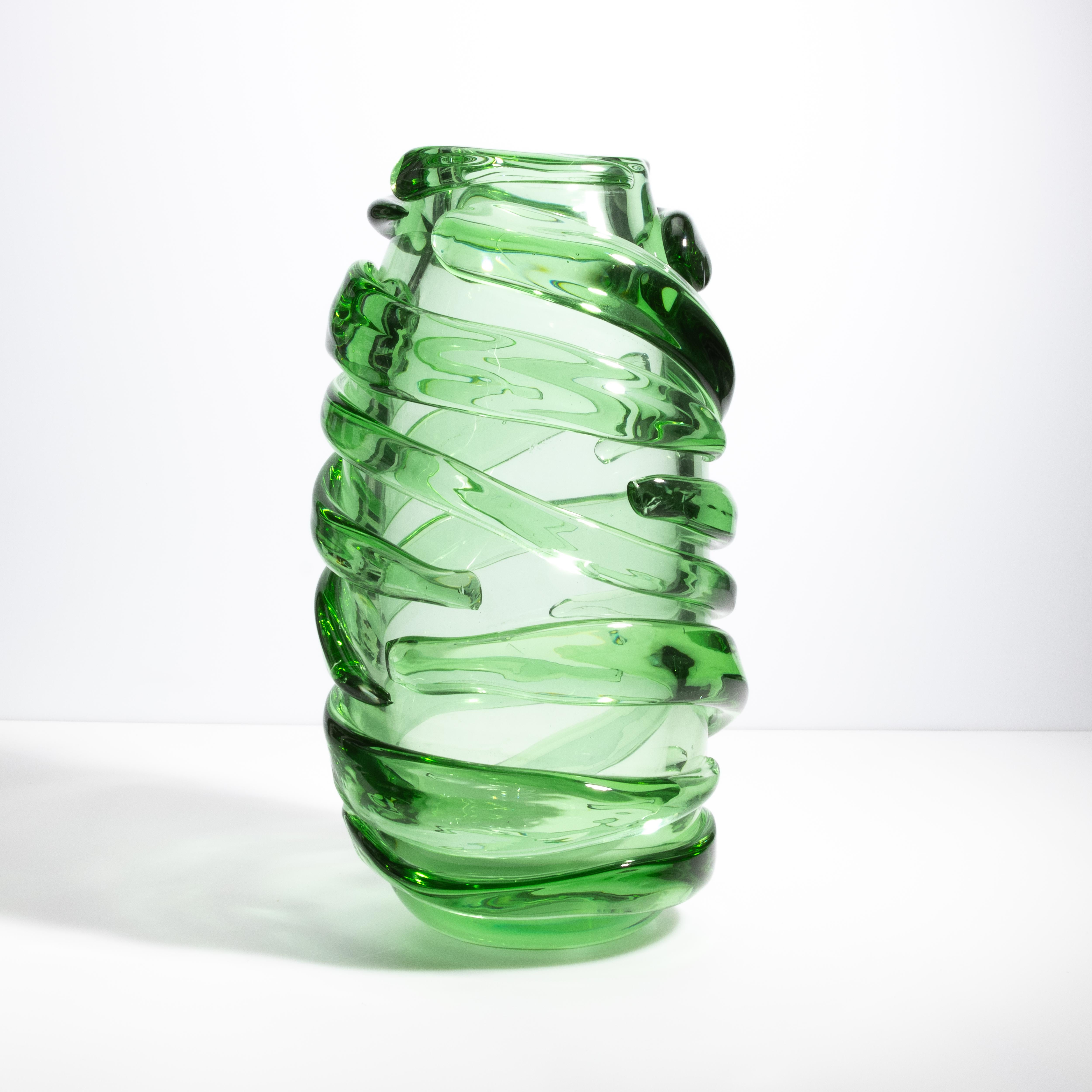 XXIe siècle et contemporain Grand vase Gomitolo de Murano soufflé à la main en vert tourmaline en vente