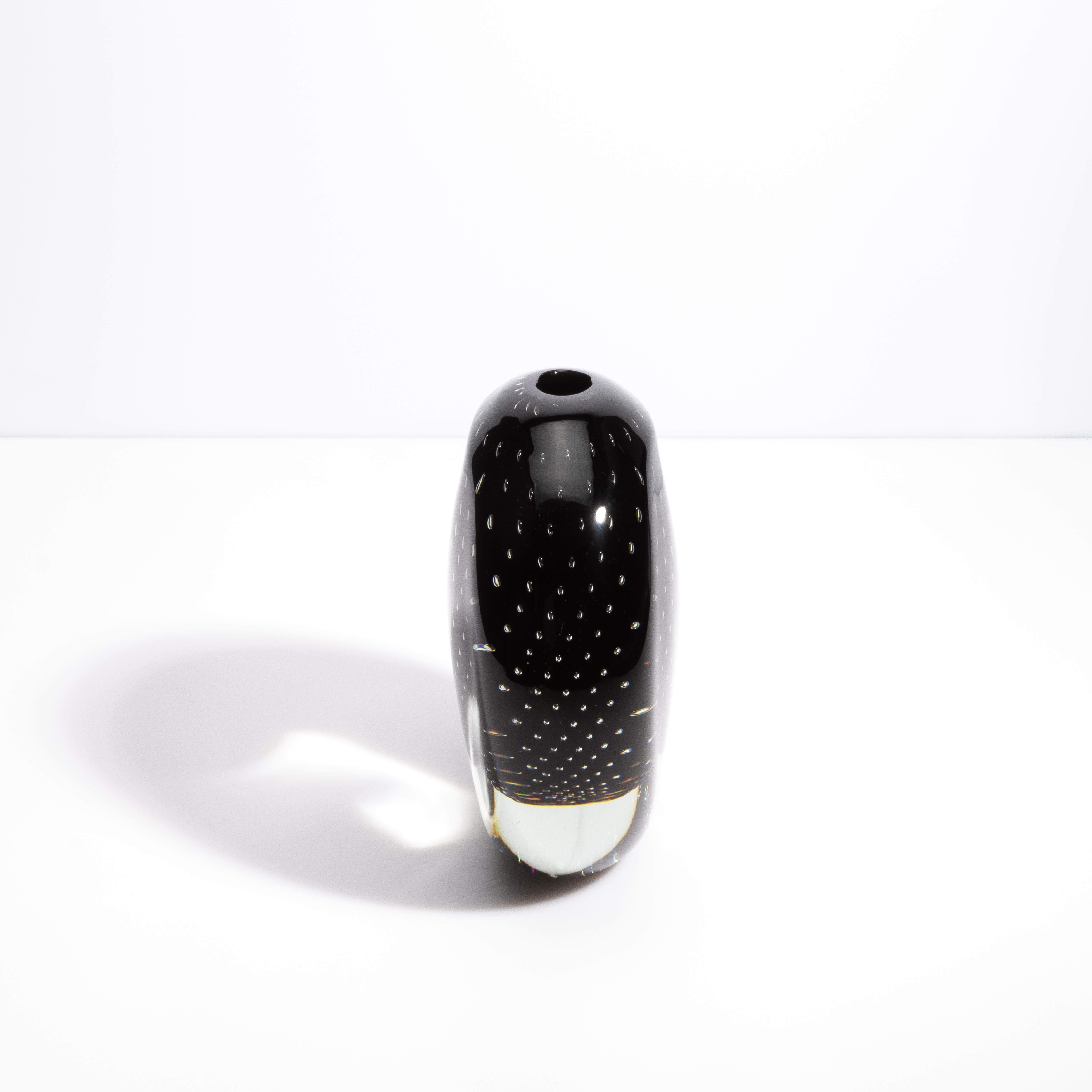 Moderne Vase Murano soufflé à la main en Onyx noir avec bulles en vente