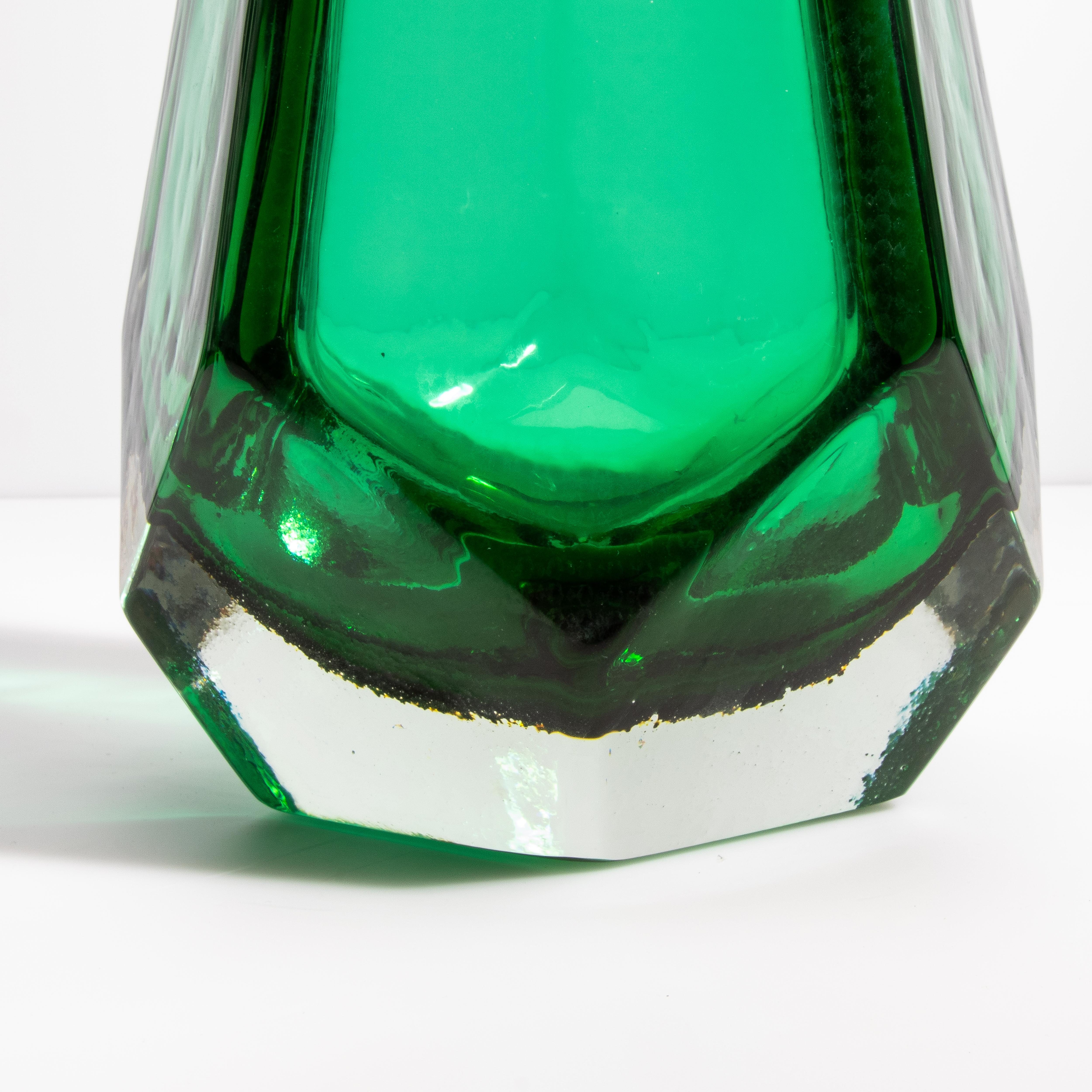Fatto a mano Vaso di Murano soffiato a mano in Greene & Greene in vendita
