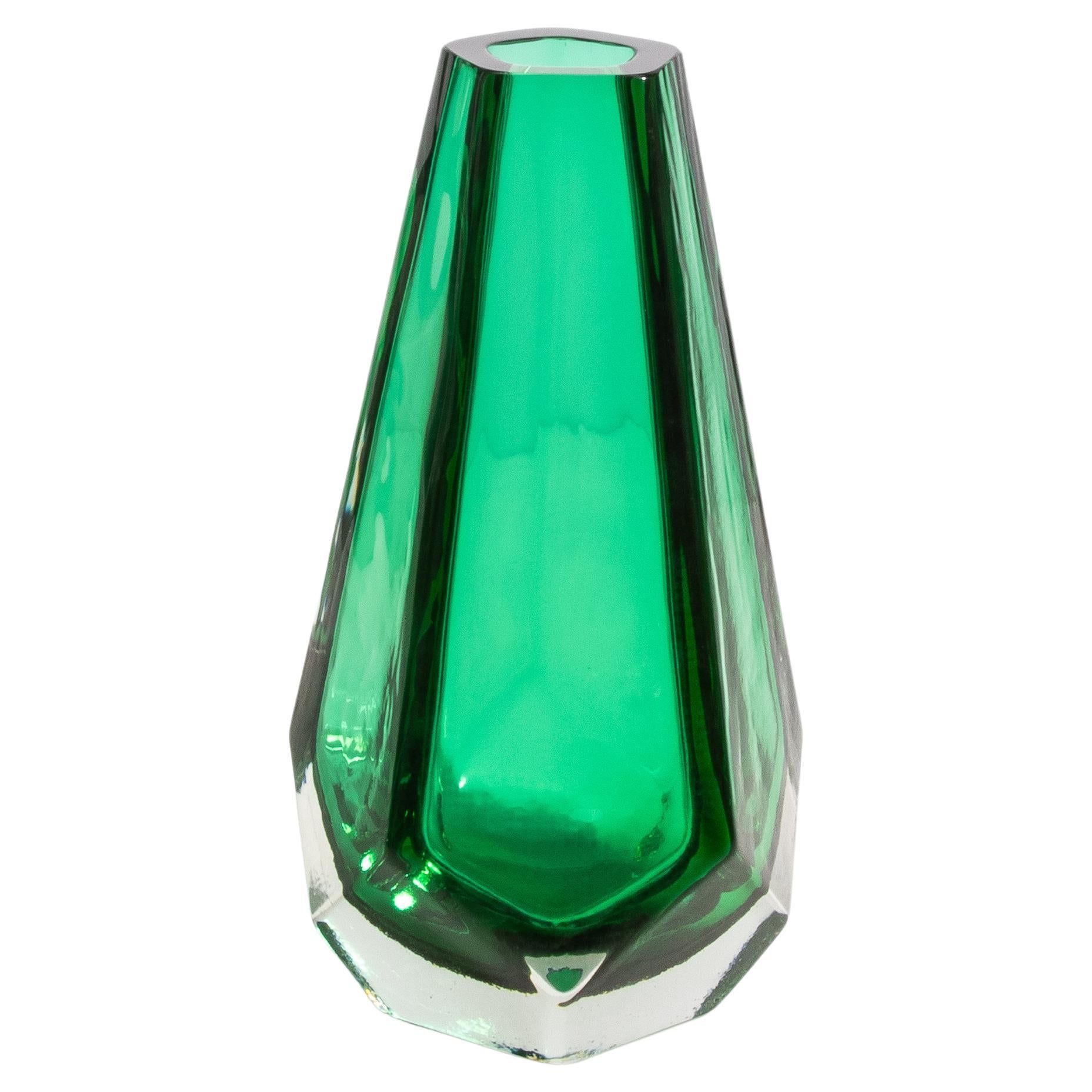 Handgeblasene Murano-Vase in Smaragdgrün