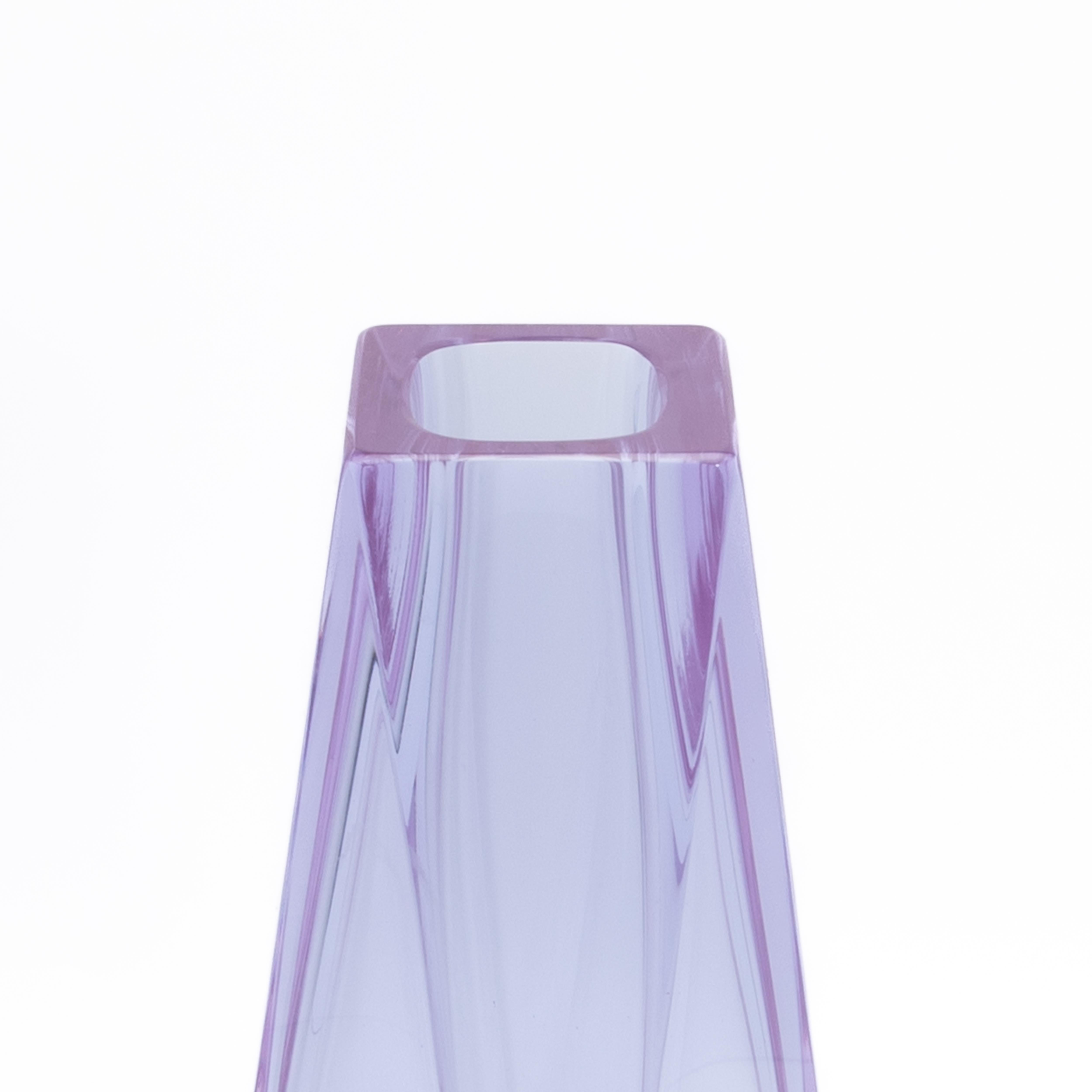Vaso di Murano soffiato a mano in Lavanda in vendita 1