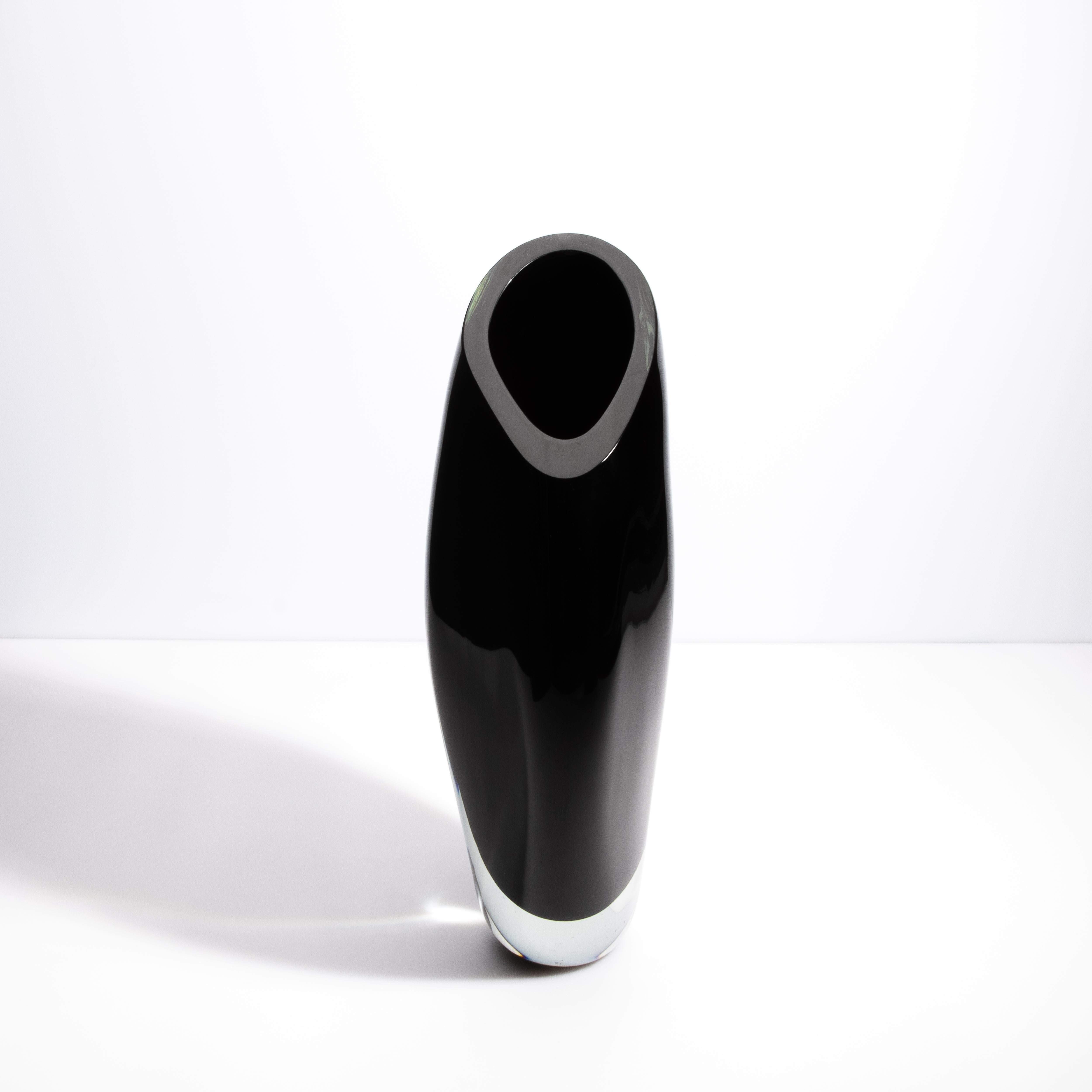 Moderno Vaso di Murano soffiato a mano in Onice Nero Grande in vendita