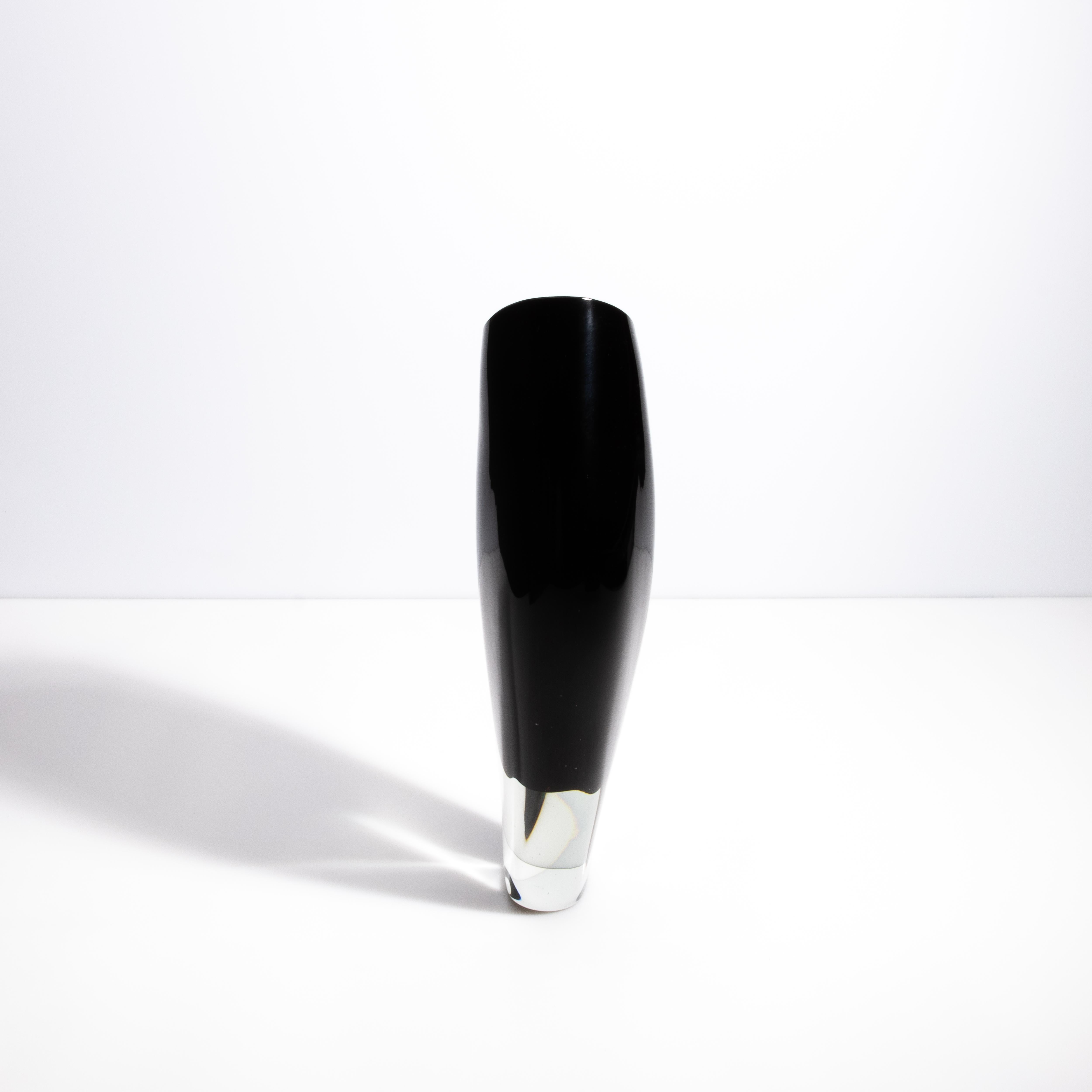 Moderno Vaso di Murano soffiato a mano in Onice Nero Medio in vendita