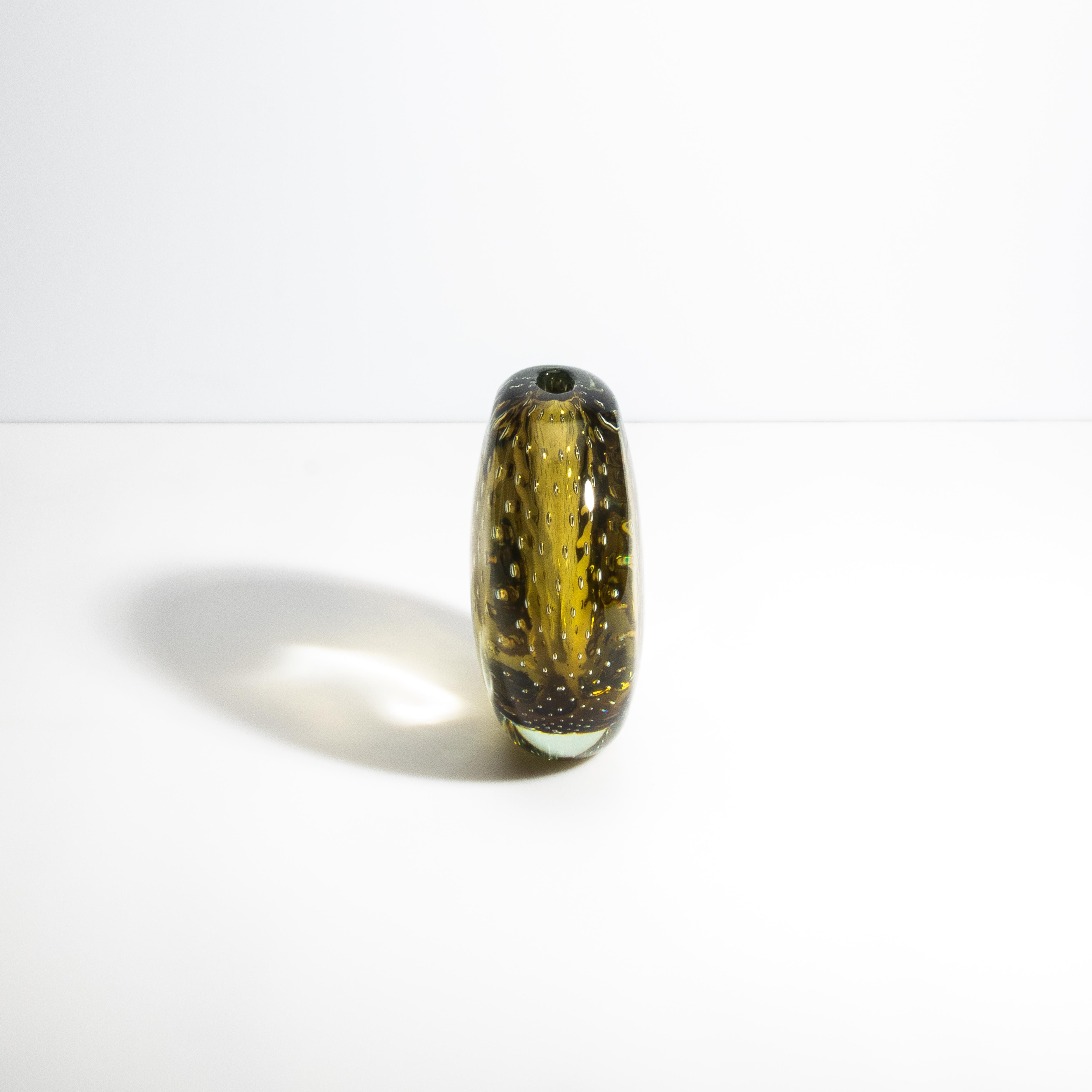 Vaso di Murano soffiato a mano in oro fumé con bolle d'aria in vendita 3