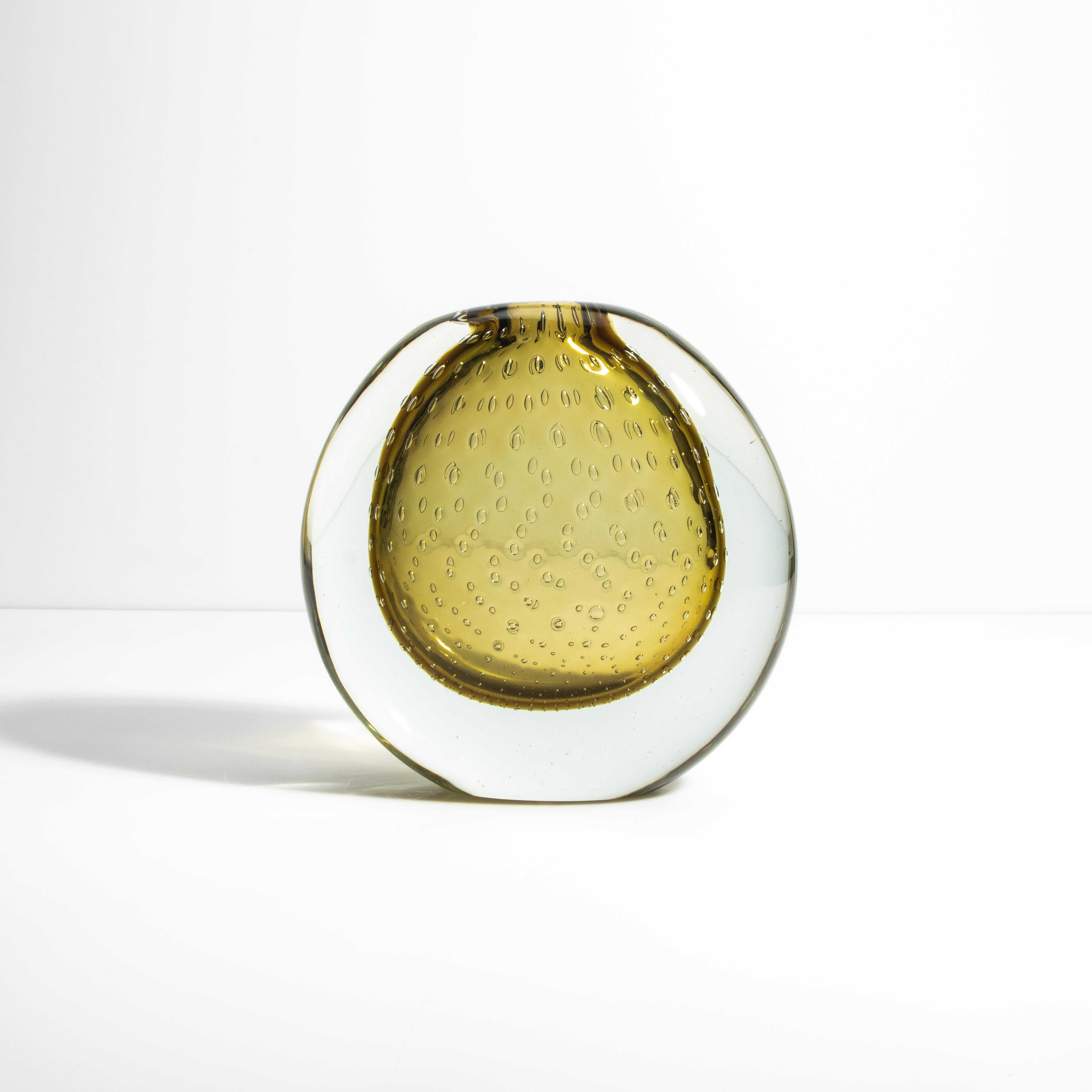 Vaso di Murano soffiato a mano in oro fumé con bolle d'aria in vendita 6