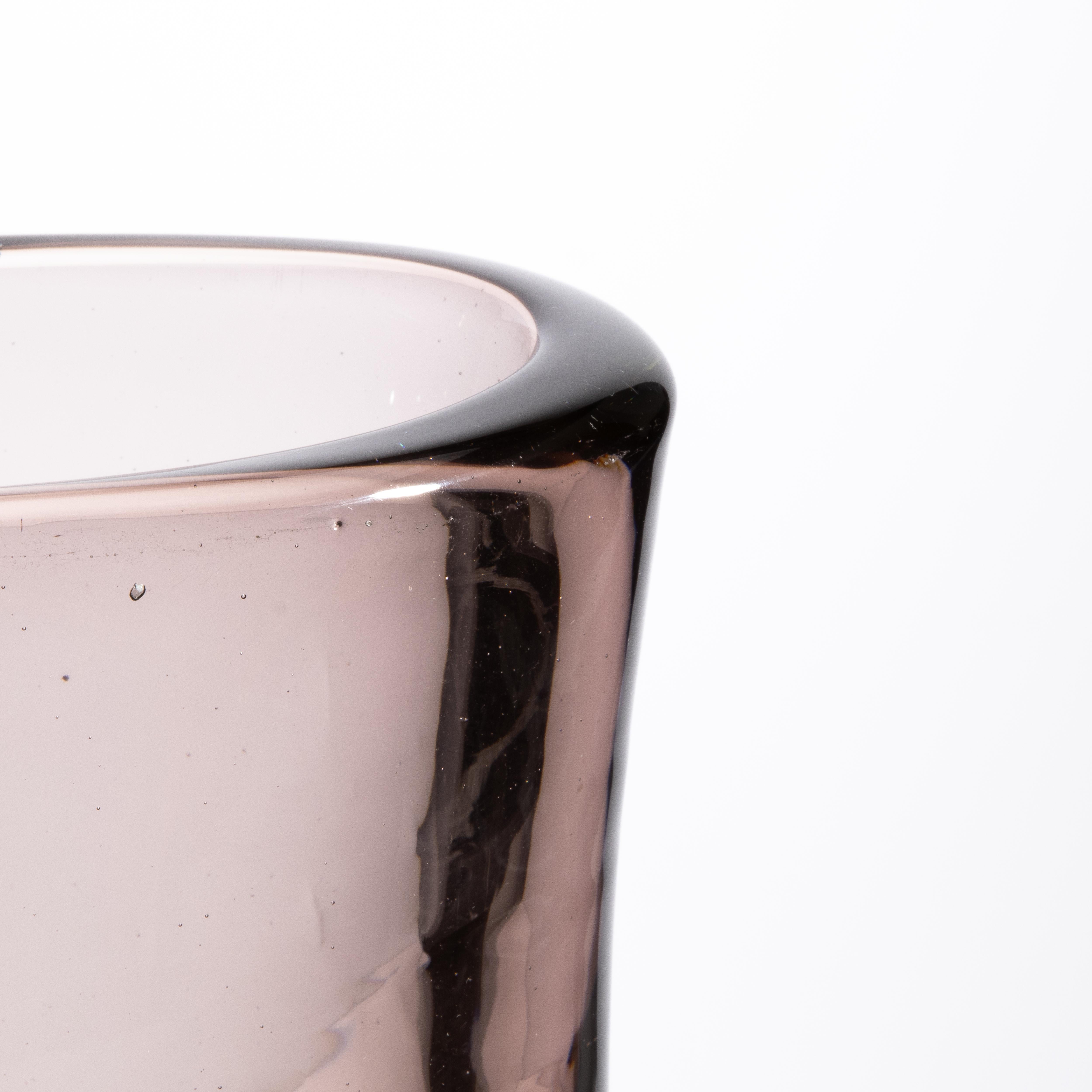 Vaso di Murano soffiato a mano Massiccio Smoky in vendita 1
