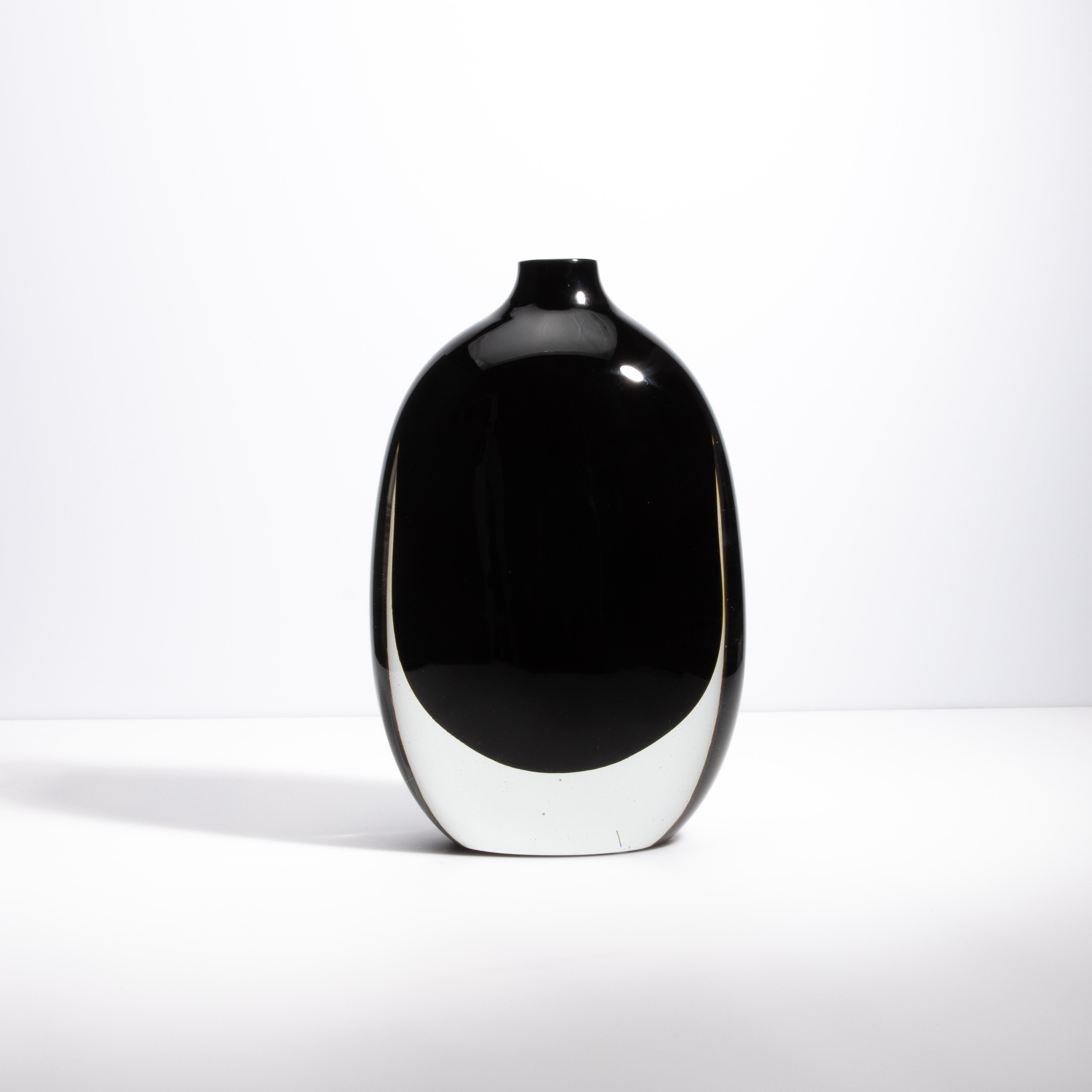 XXI secolo e contemporaneo Vaso di Murano soffiato a mano Sommerso in Onice Nero in vendita
