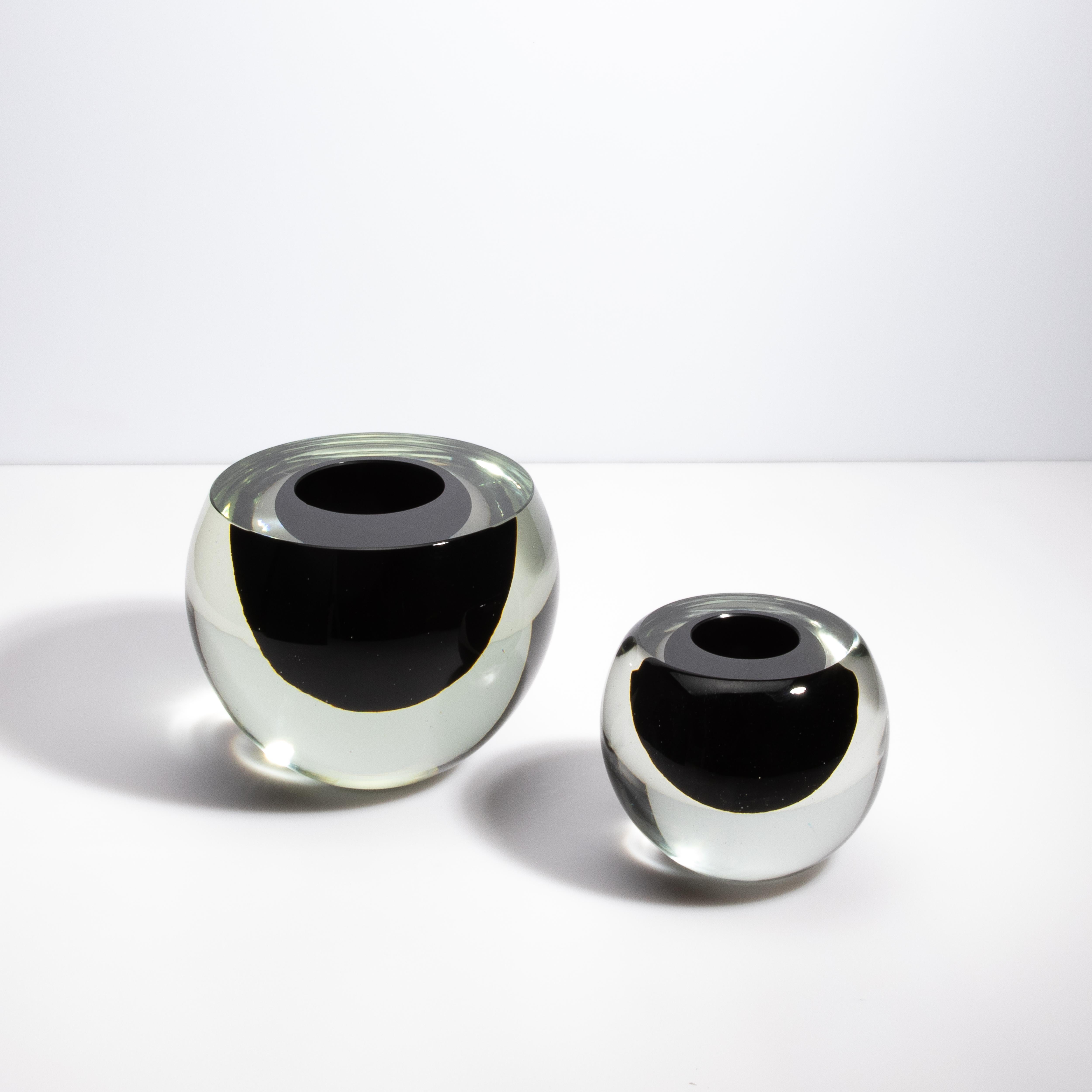 Vaso a sfera di Murano soffiato a mano, trasparente e nero onice, di grandi dimensioni in vendita 2