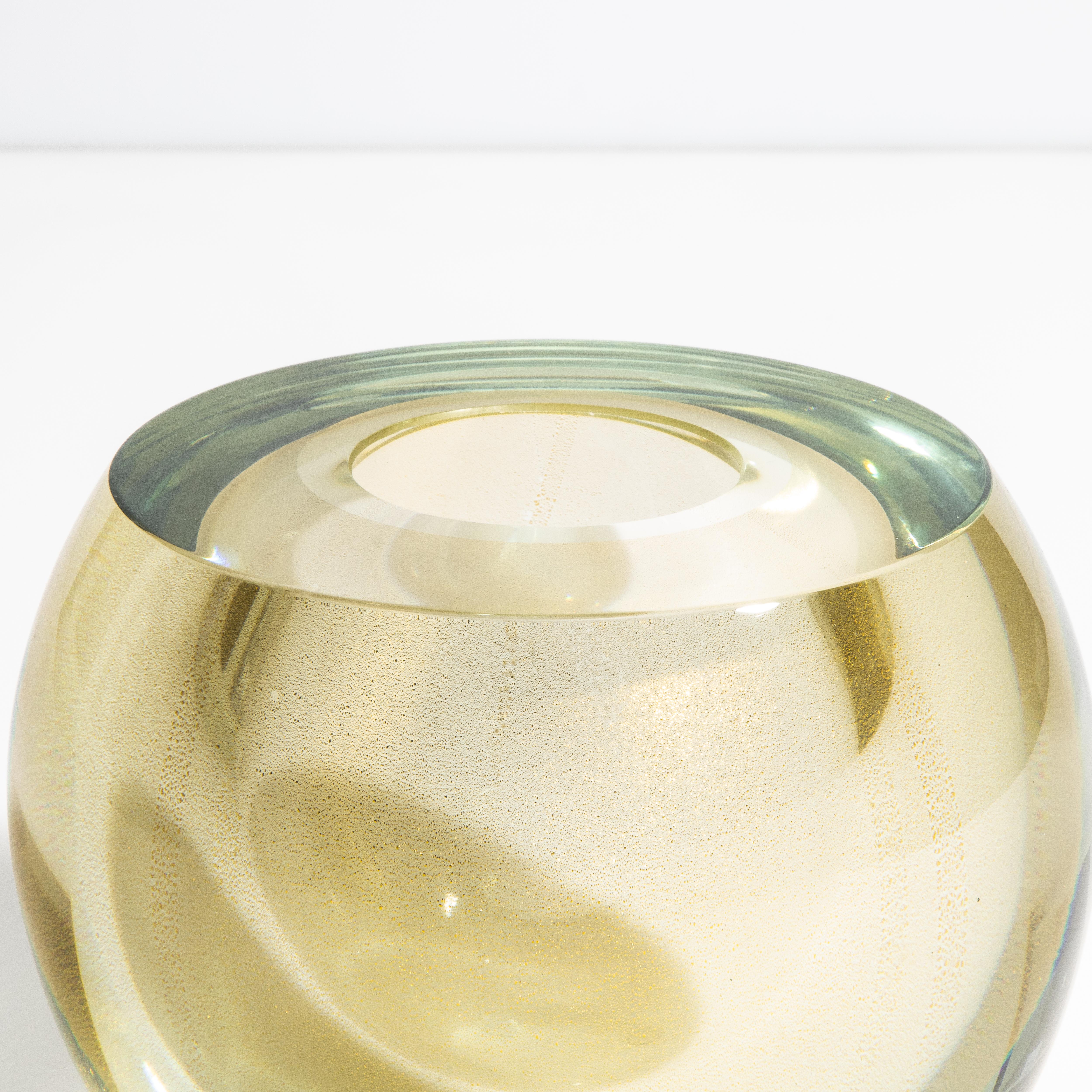 Italiano Hand Blown Murano Vase Sphere in Gold Small in vendita