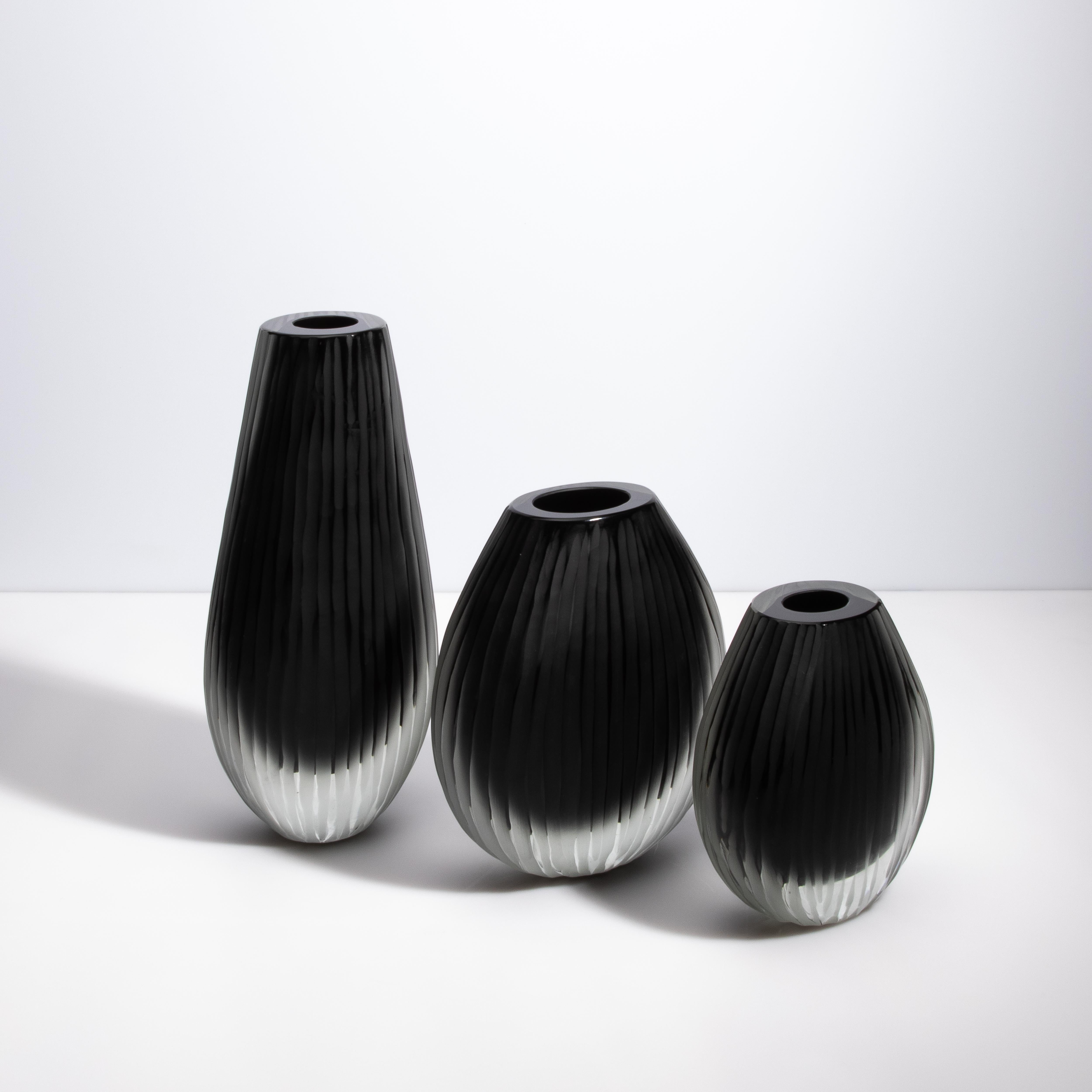 Vaso di Murano soffiato a mano Supremo in Nero Piccolo in vendita 3