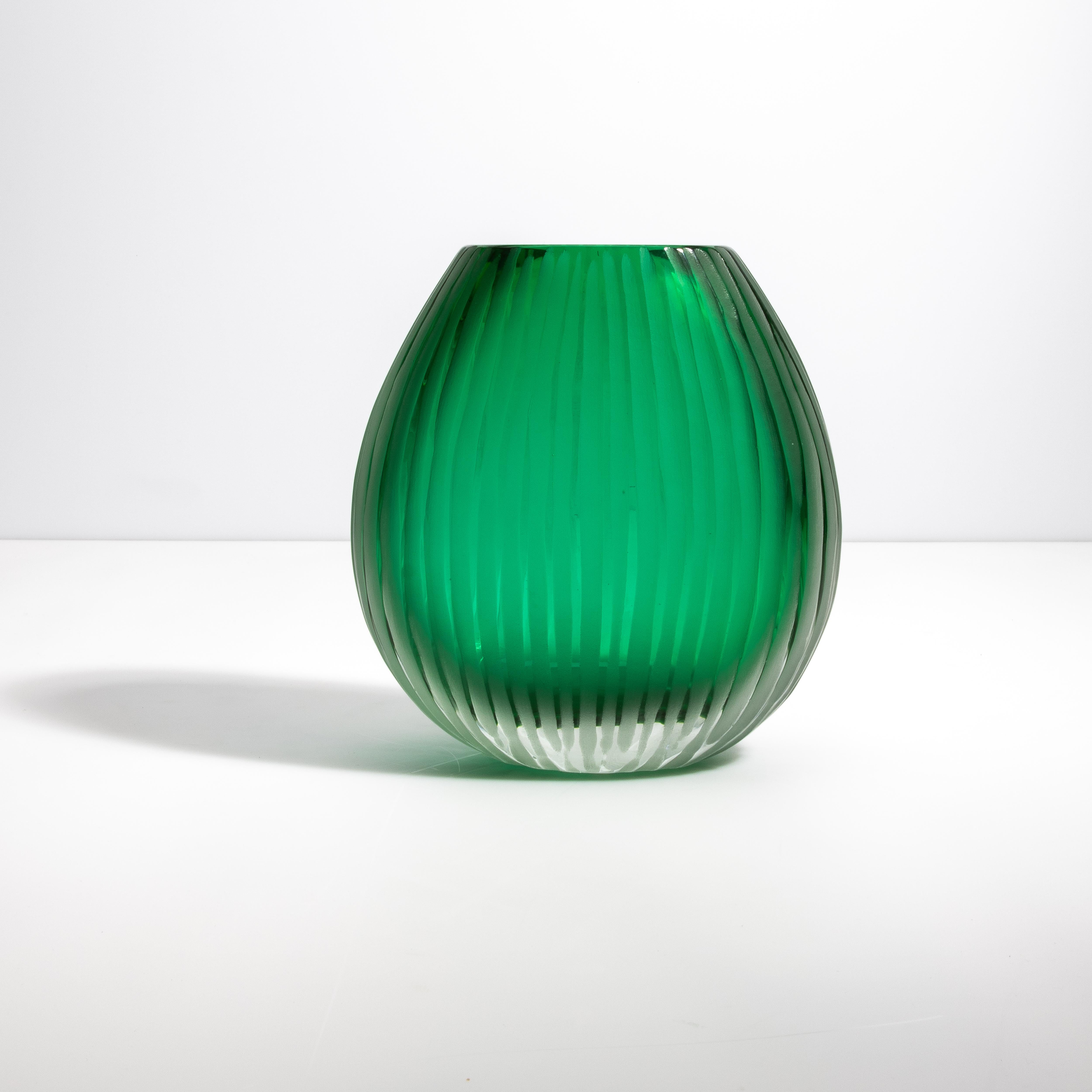 Hand Blown Murano Vase Suprime in Emerald Green Small In New Condition In West Hollywood, CA