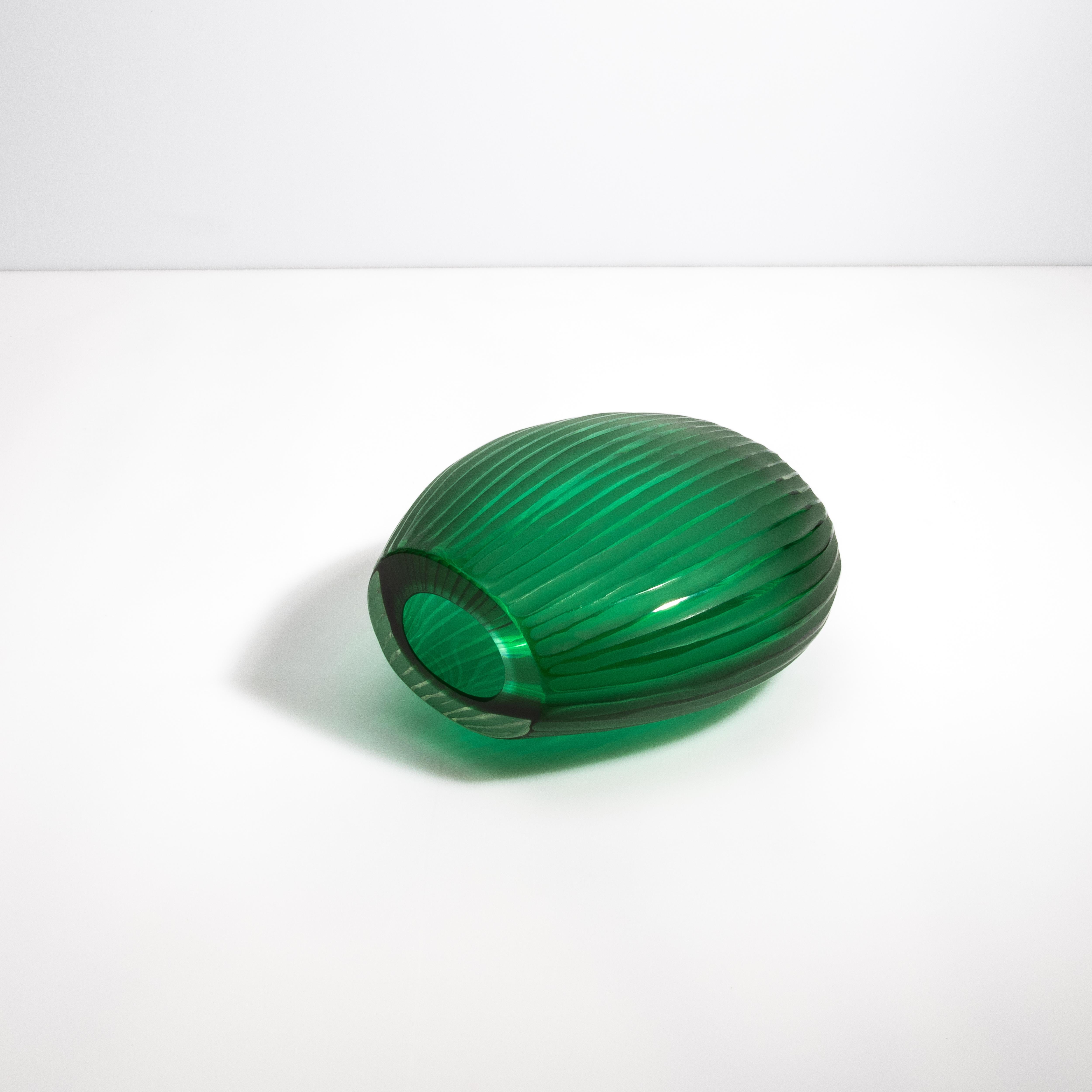 Contemporary Hand Blown Murano Vase Suprime in Emerald Green Small