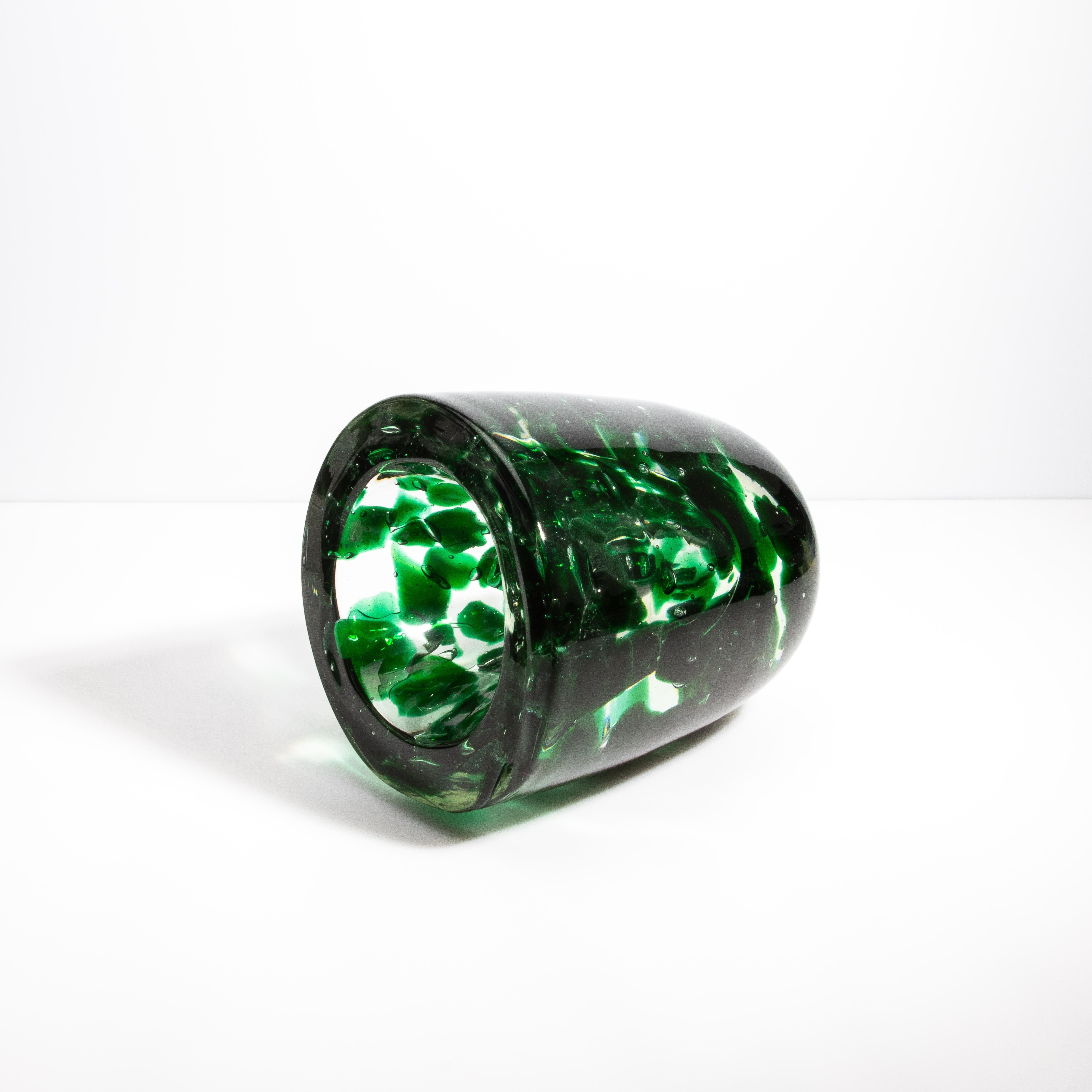 Vase de Murano soufflé à la main avec détails vert émeraude en vente 2