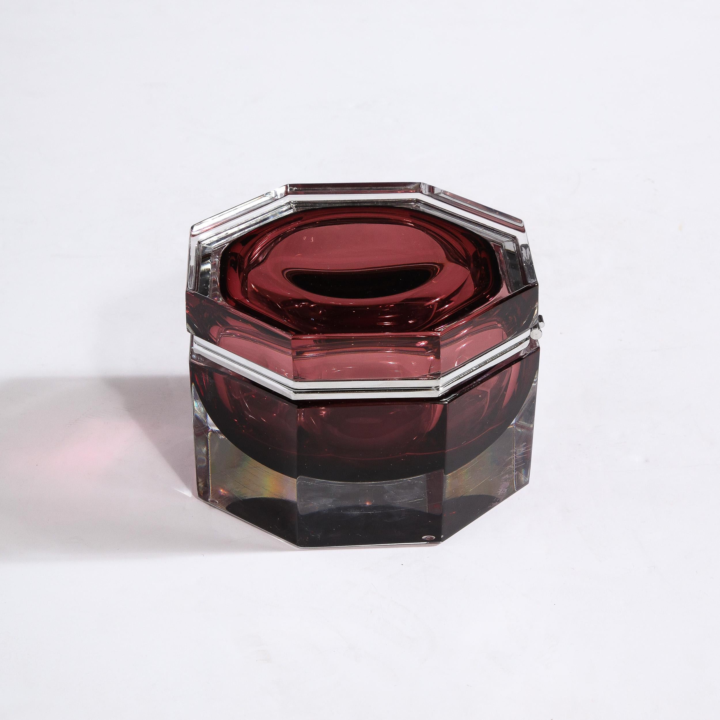 XXIe siècle et contemporain Boîte octogonale en verre de Murano soufflé à la main en grenat fumé en vente