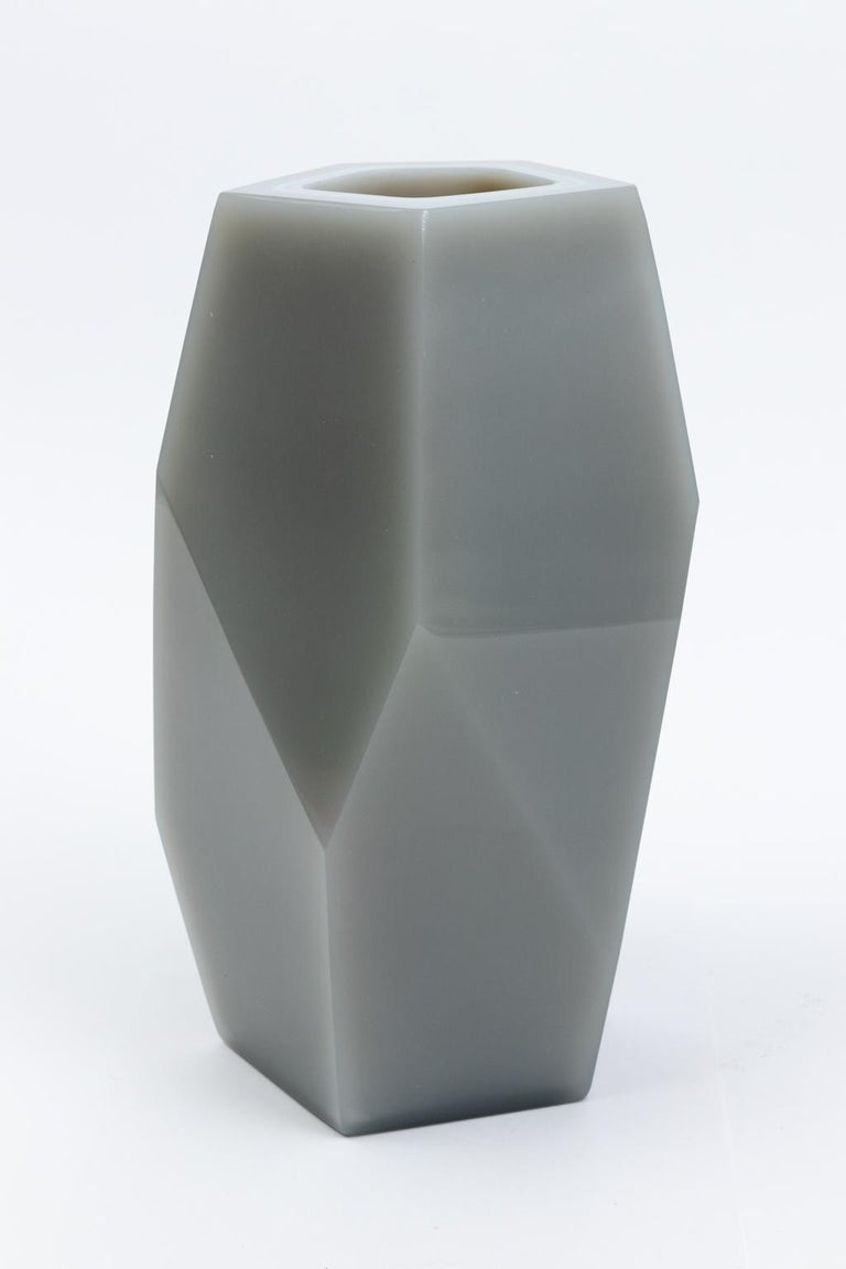 American Hand Blown Peking Glass Vase by Robert Kuo For Sale