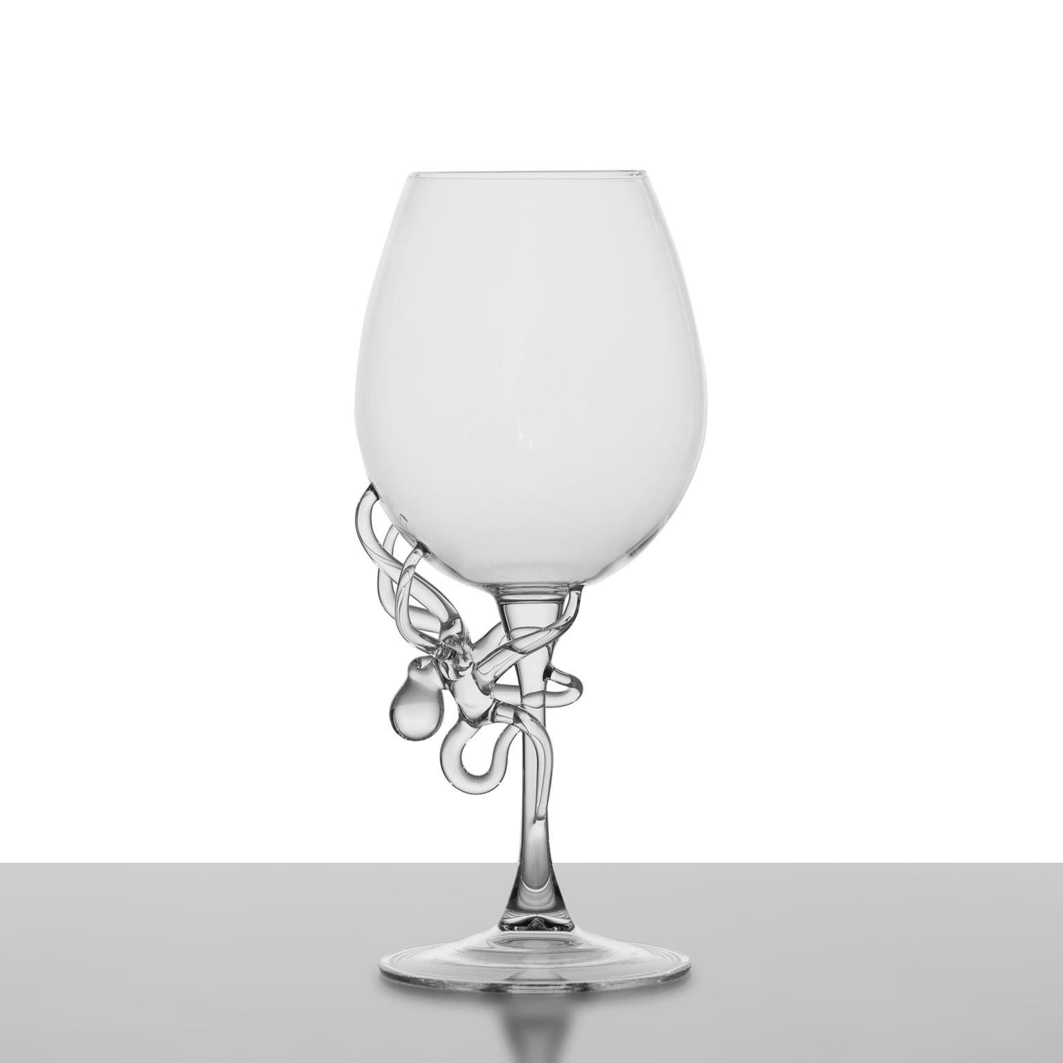 'Polpo White Wine Glass'
A Hand-Blown White Wine Glass by Simone Crestani
Polpo White Wine Glass is one of the pieces from the Polpo Collection.

The enveloping elegance of the Polpo Collection may make you believe that the animal is really