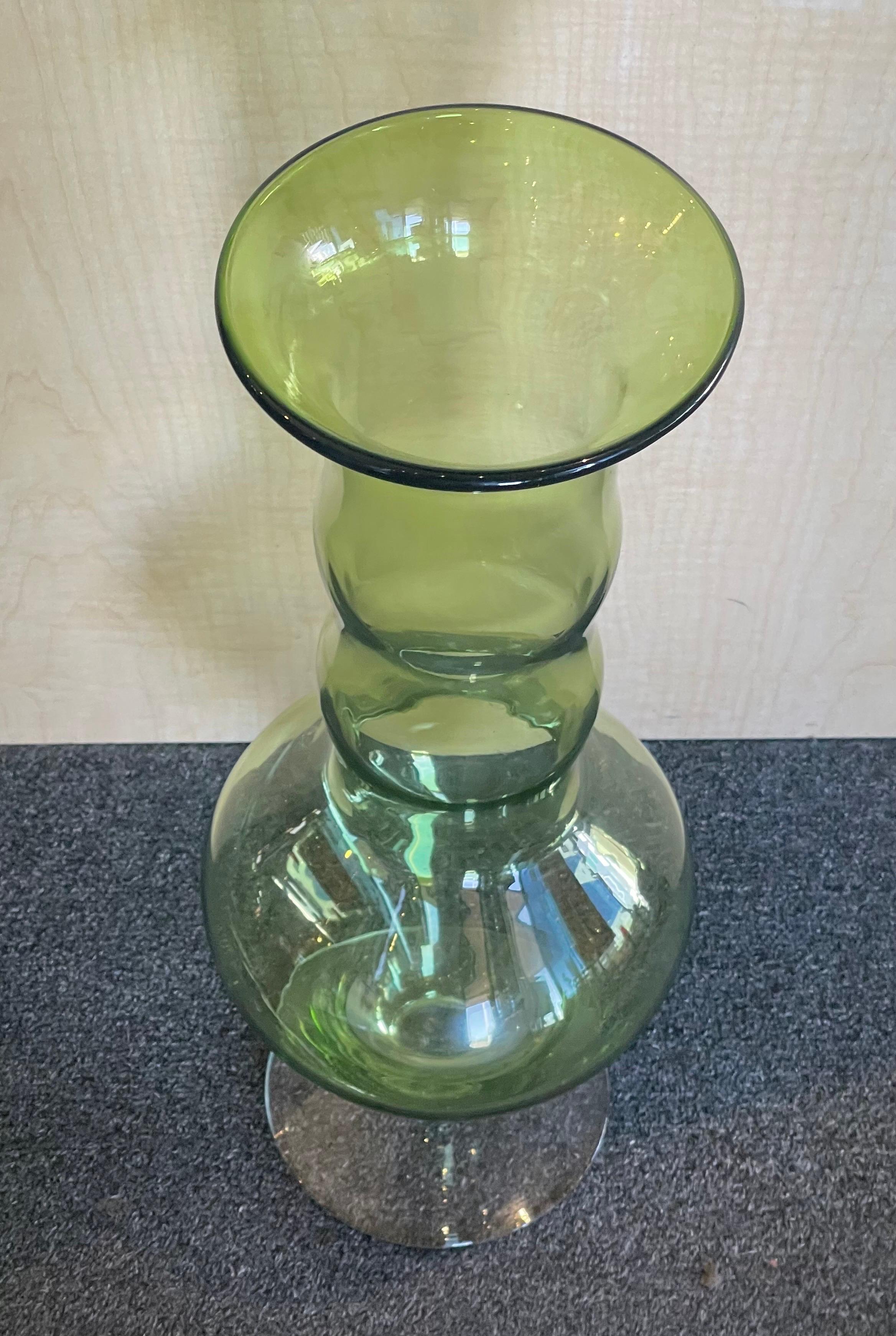 Hand Blown Tall Art Glass Vase by Matt Carter for Blenko Glass #9730 In Good Condition For Sale In San Diego, CA