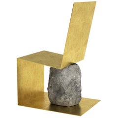 Hand gebürsteter Stuhl aus Messing und Stein von Batten und Kamp