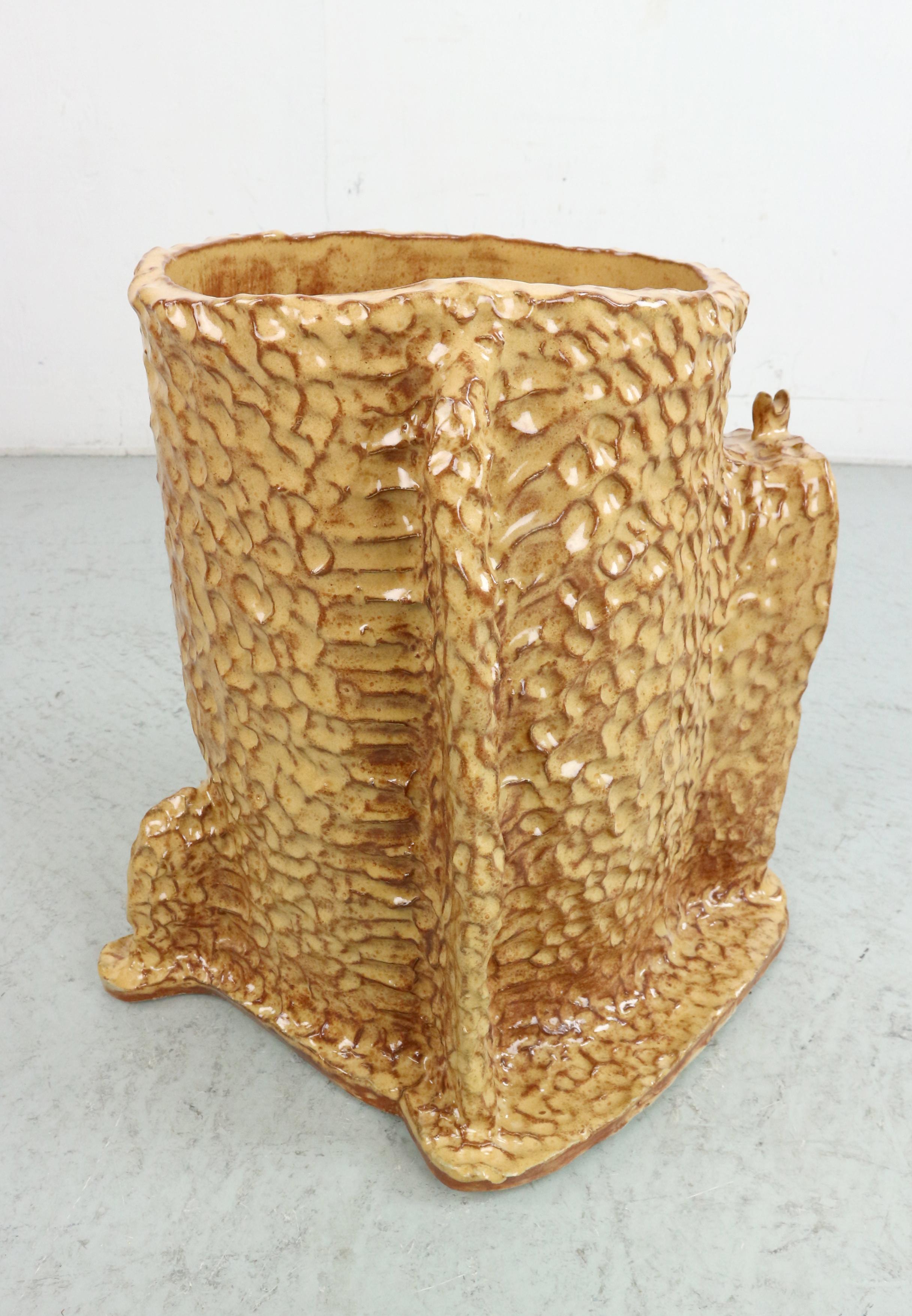 handgefertigte glasierte Keramik-Pflanzgefäße (21. Jahrhundert und zeitgenössisch) im Angebot