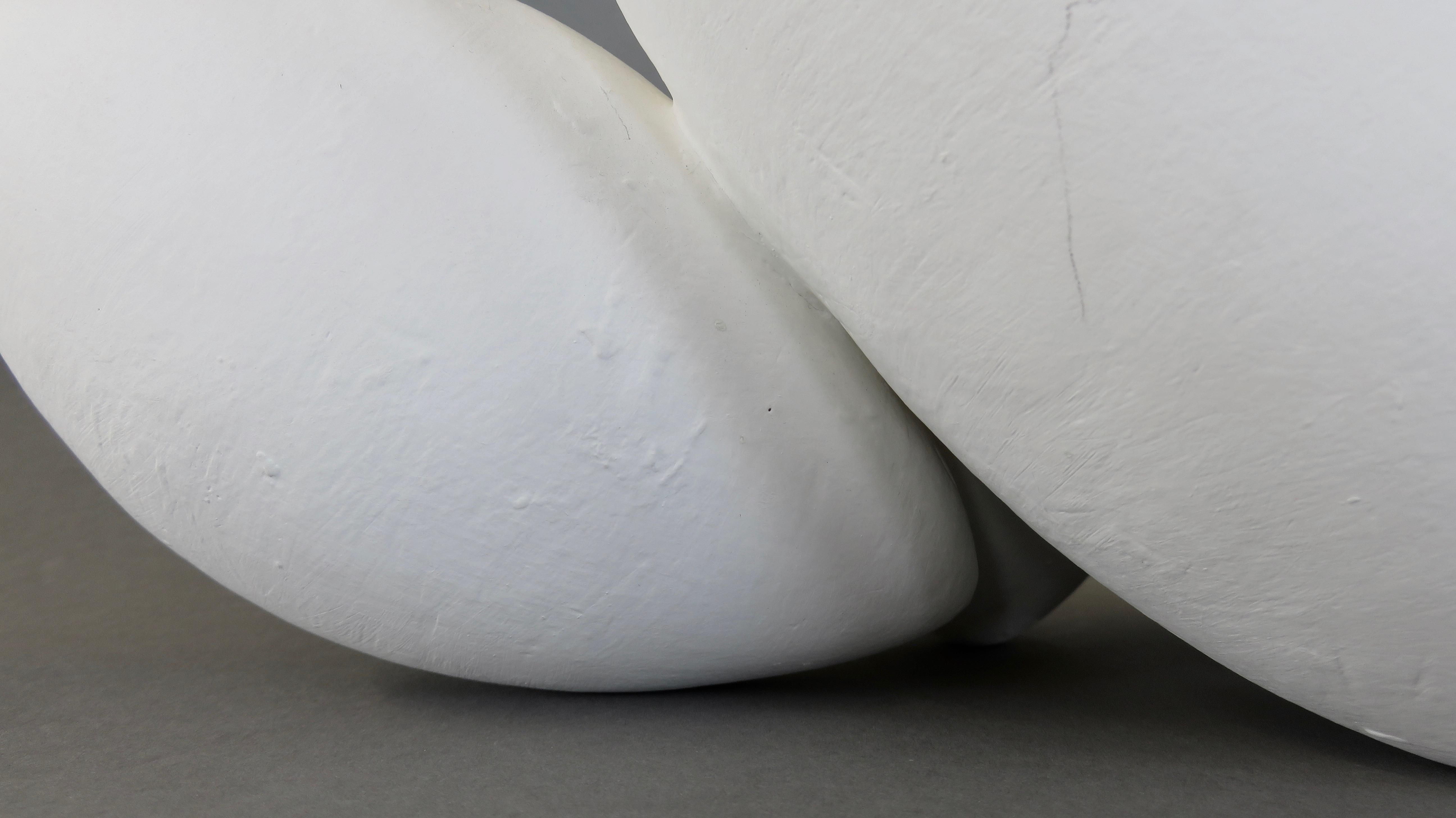 Sculpture composite en céramique blanche « Nuage blanc ».  en vente 8