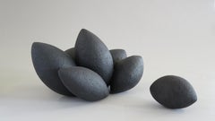 Scultura in ceramica costruita a mano, Pod Composite 'Black Coal' in nero opaco