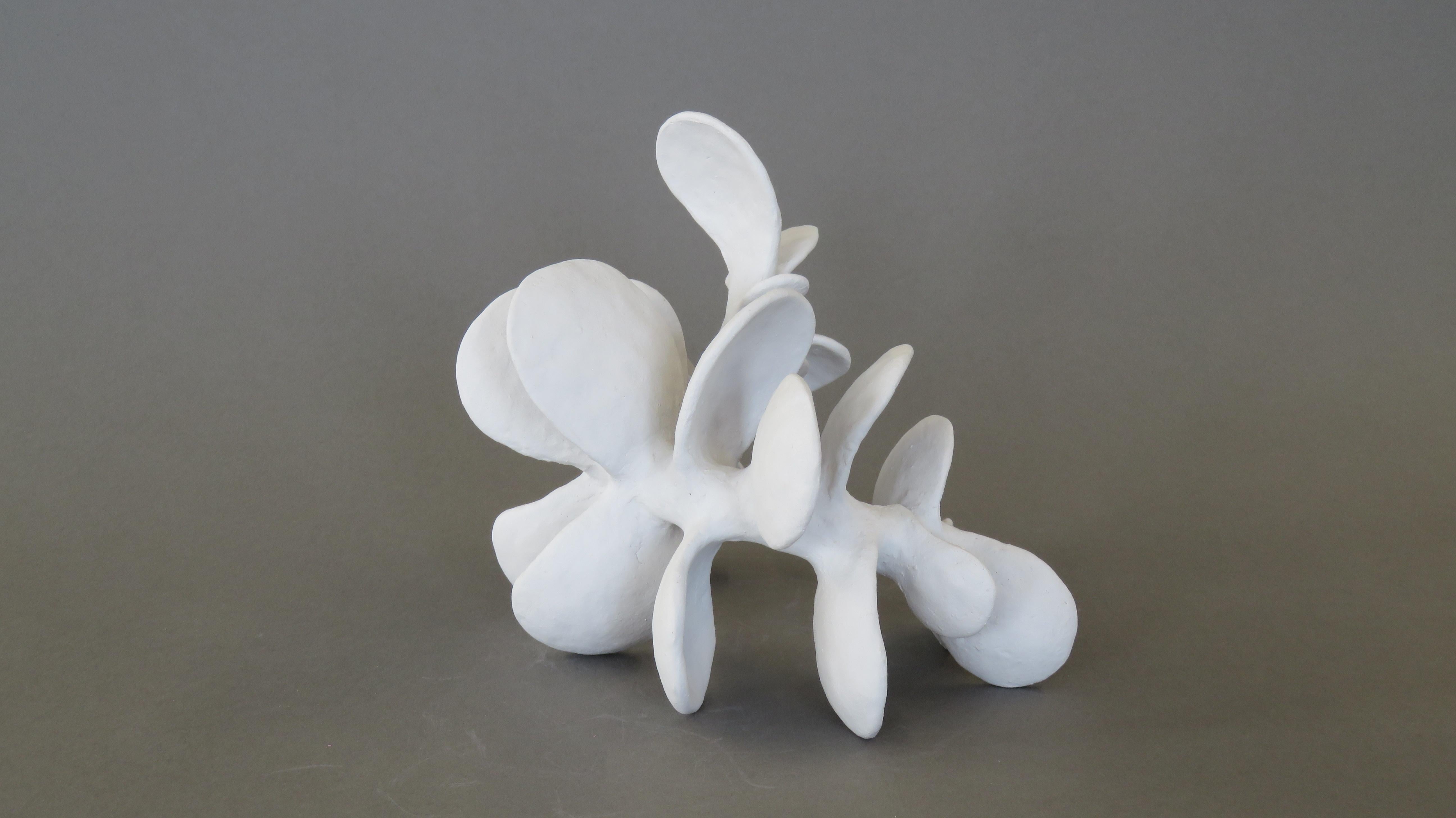 Hand-Built Ceramic Sculpture, Vertebrae With Powder White Petals In New Condition In New York, NY