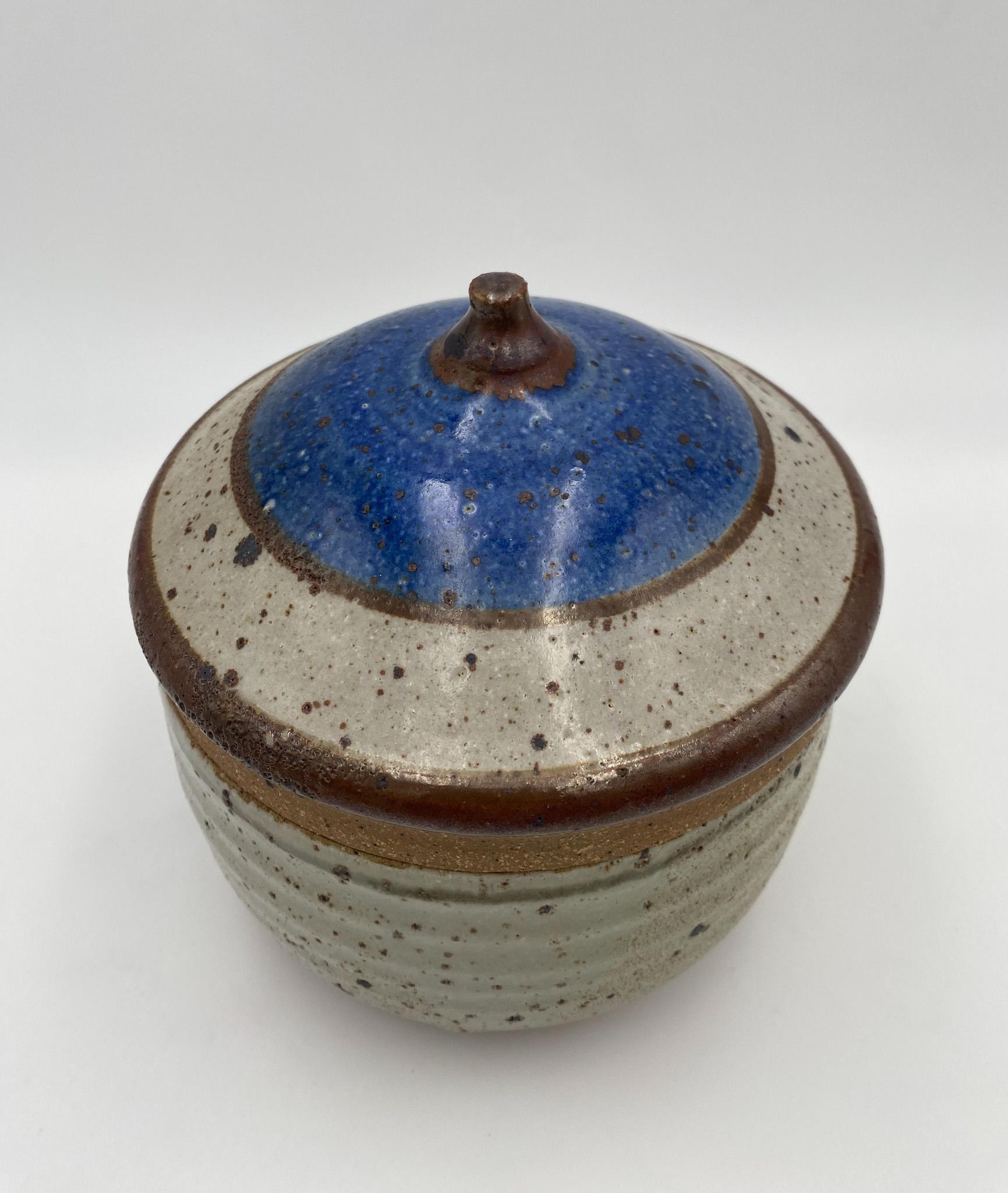 American Hand Built Lidded Ceramic Studio Pottery Jar, 1970's  For Sale