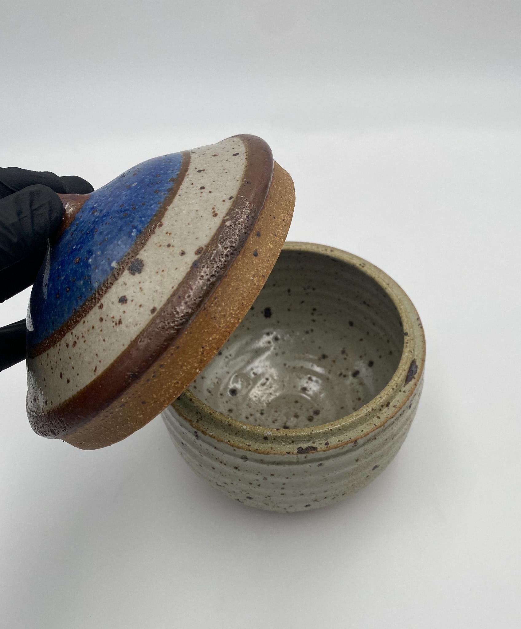 20th Century Hand Built Lidded Ceramic Studio Pottery Jar, 1970's  For Sale