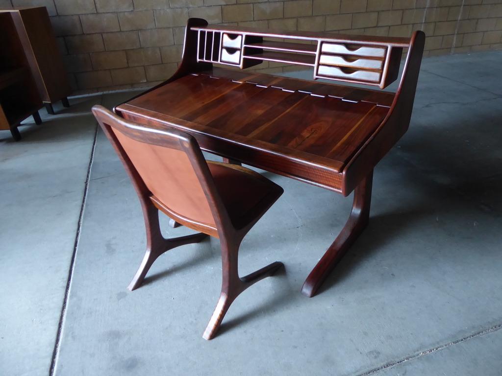 American Hand Built Lift-Top Desk and Chair by California Artist Dale Holub circa 1970s For Sale