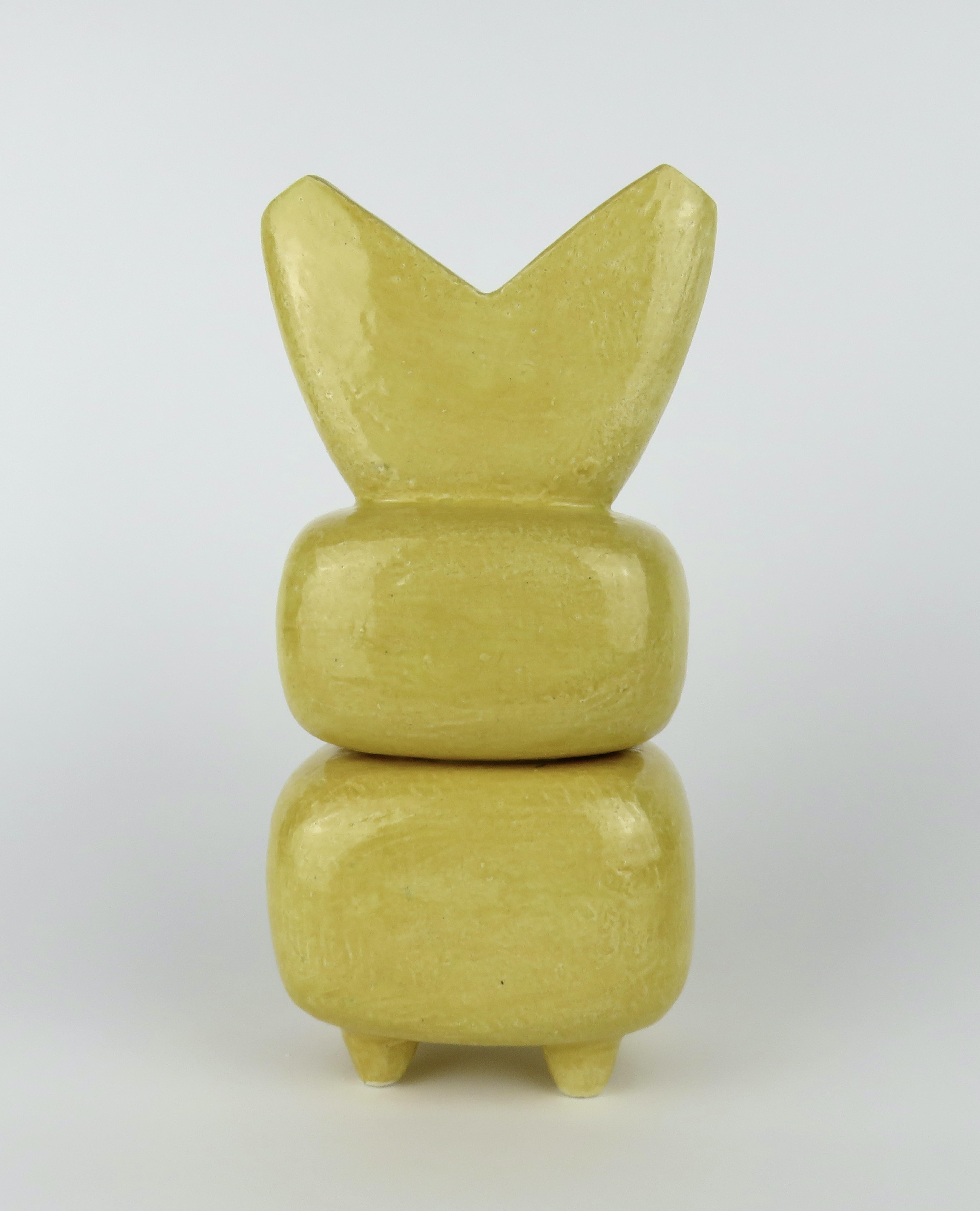 Handgefertigter gelber Keramik TOTEM, 3 Teile, V-Oberteil, von Helena Starcevic (amerikanisch) im Angebot