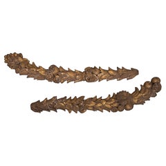 Hand carved 18th Century Pair of Italian Rococo-Style Gilt wood Appliques