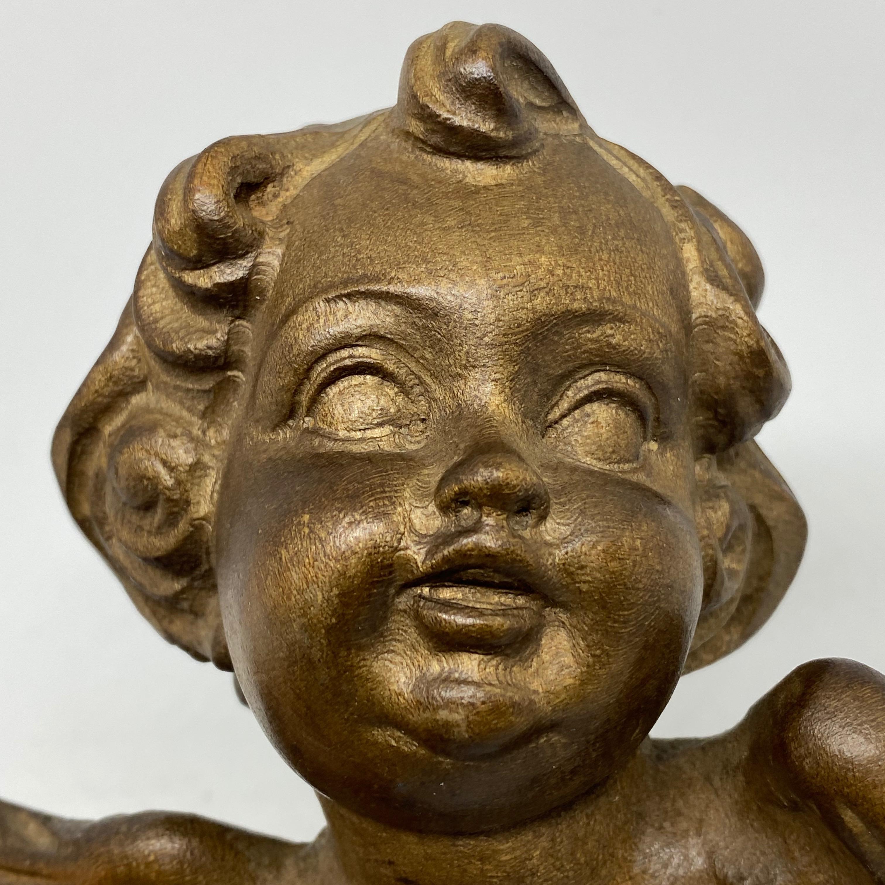 Hand Carved 20th Century Wooden Cherub Angel Head Vintage, German In Good Condition In Nuernberg, DE