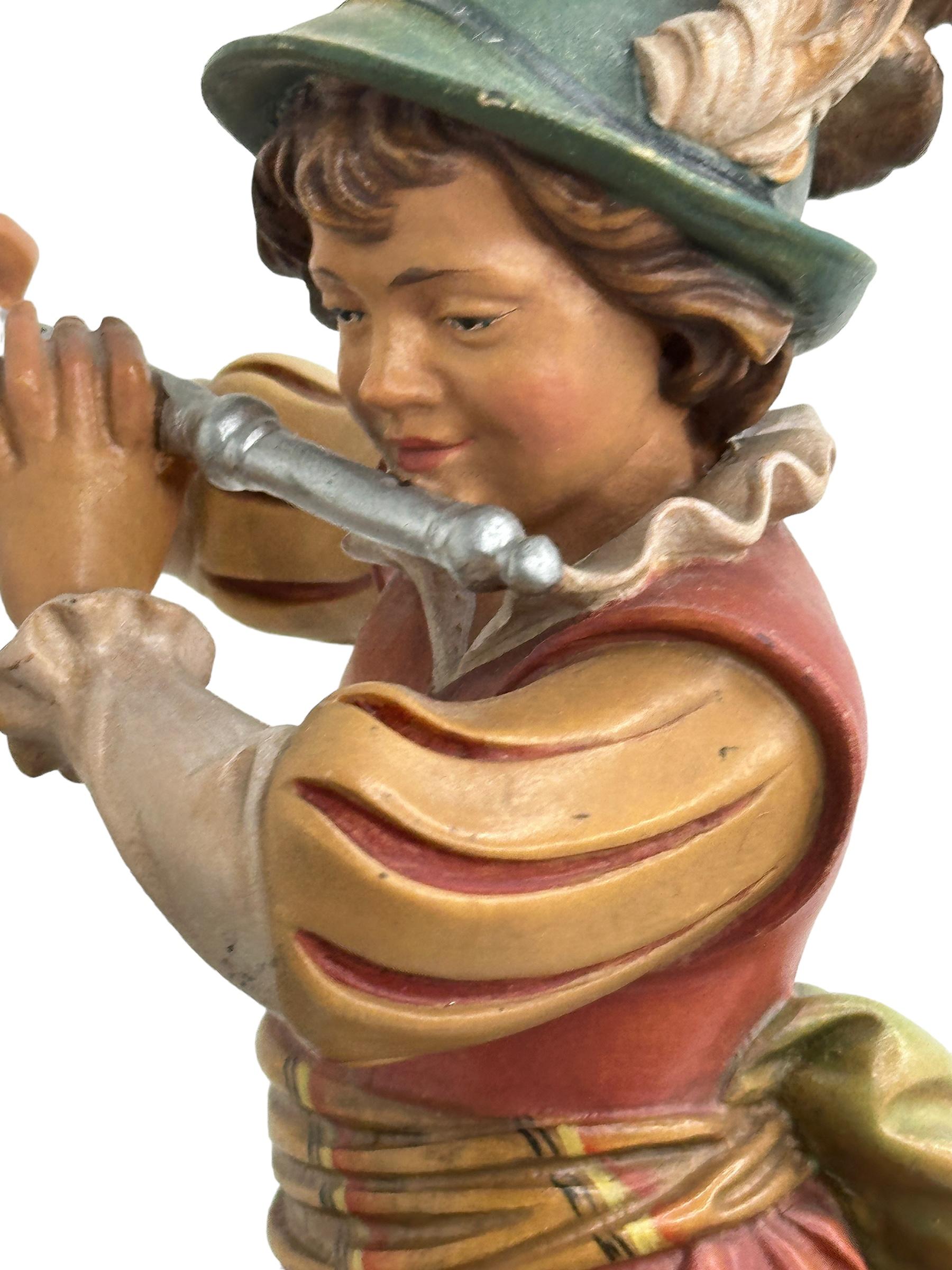 Hand Carved 20th Century Wooden Musician Figure by ANRI, Italy In Good Condition For Sale In Nuernberg, DE