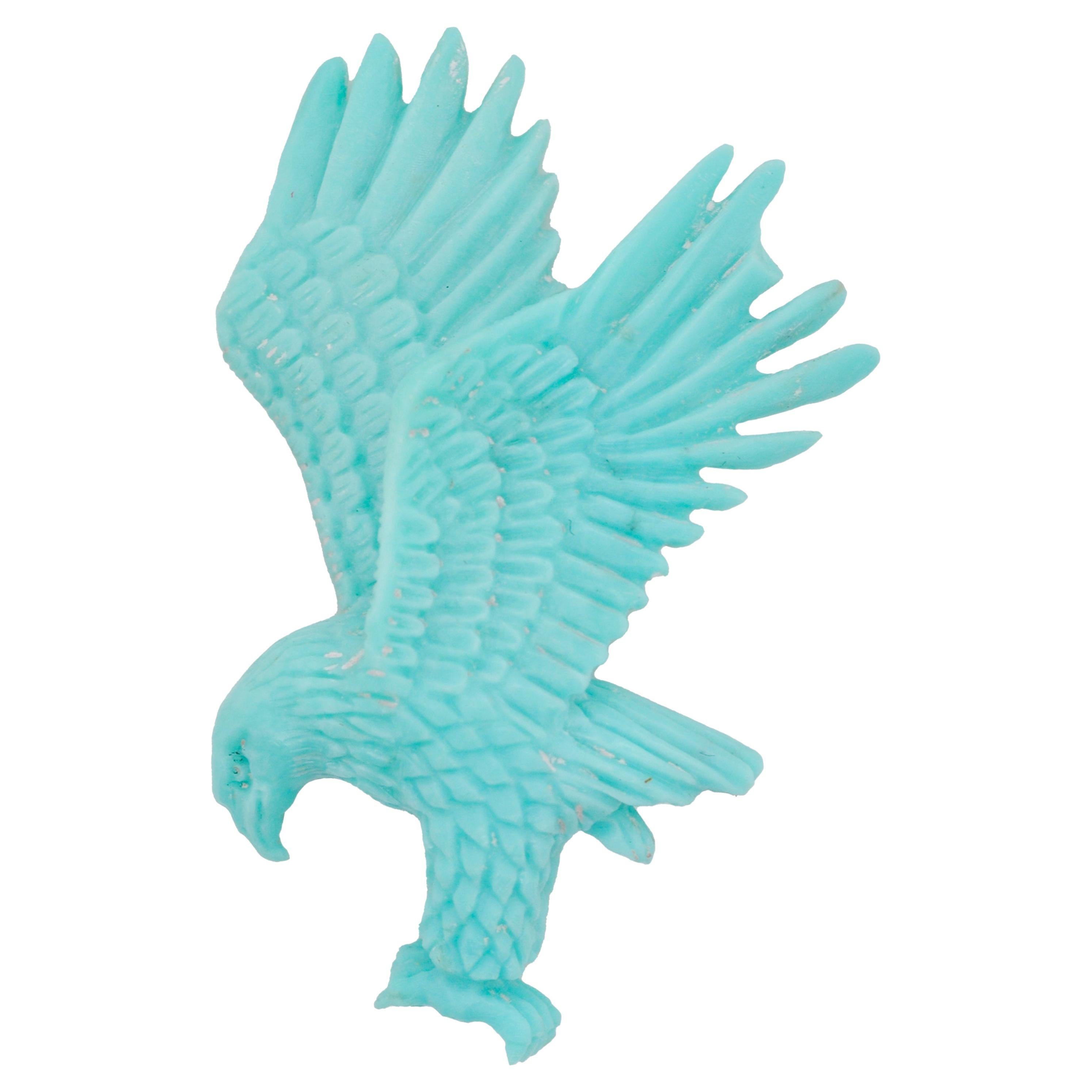 Hand Carved 29.14 Carats Natural Arizona Turquoise Eagle Loose Gemstone Pendant For Sale