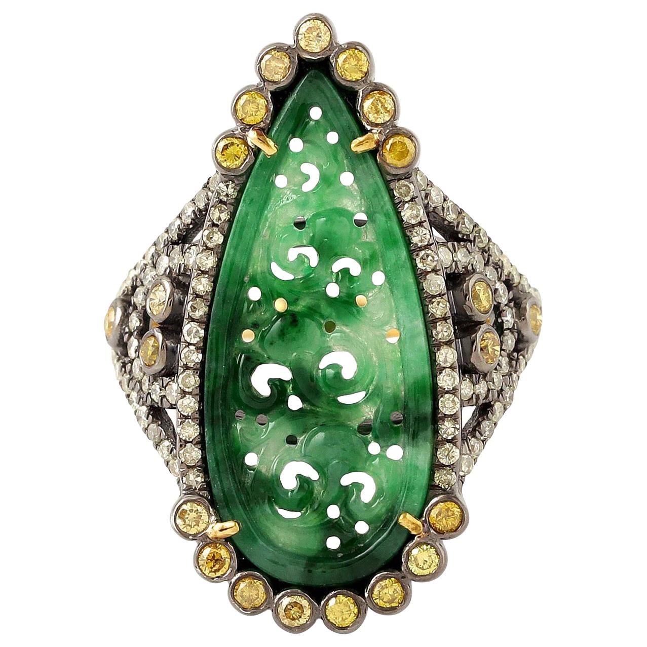 Bague en jade sculptée à la main avec diamants de 3,9 carats