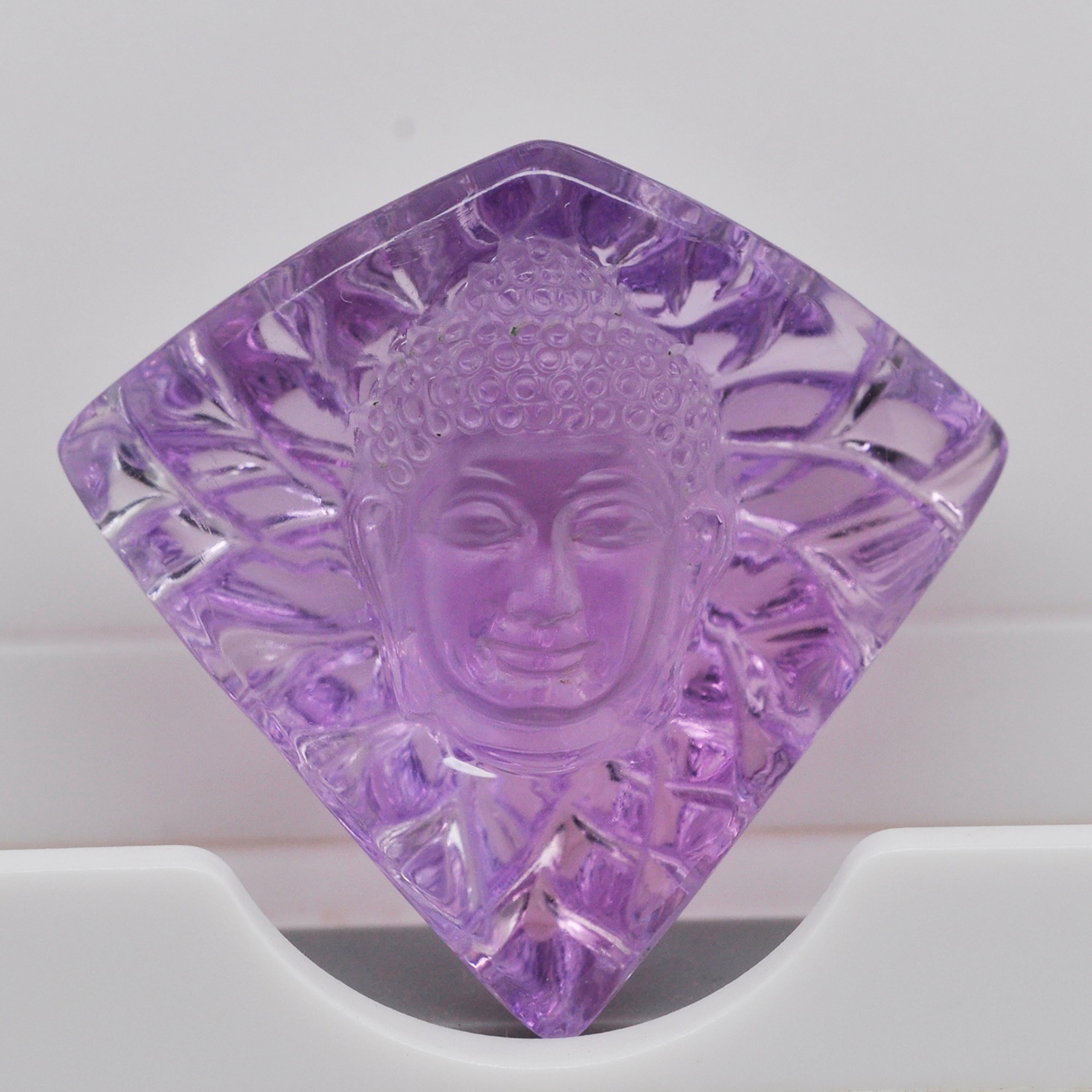 Kite Cut Hand-carved 51.01 Carat Buddha Face Brazilian Lavender Amethyst Loose Gemstone For Sale