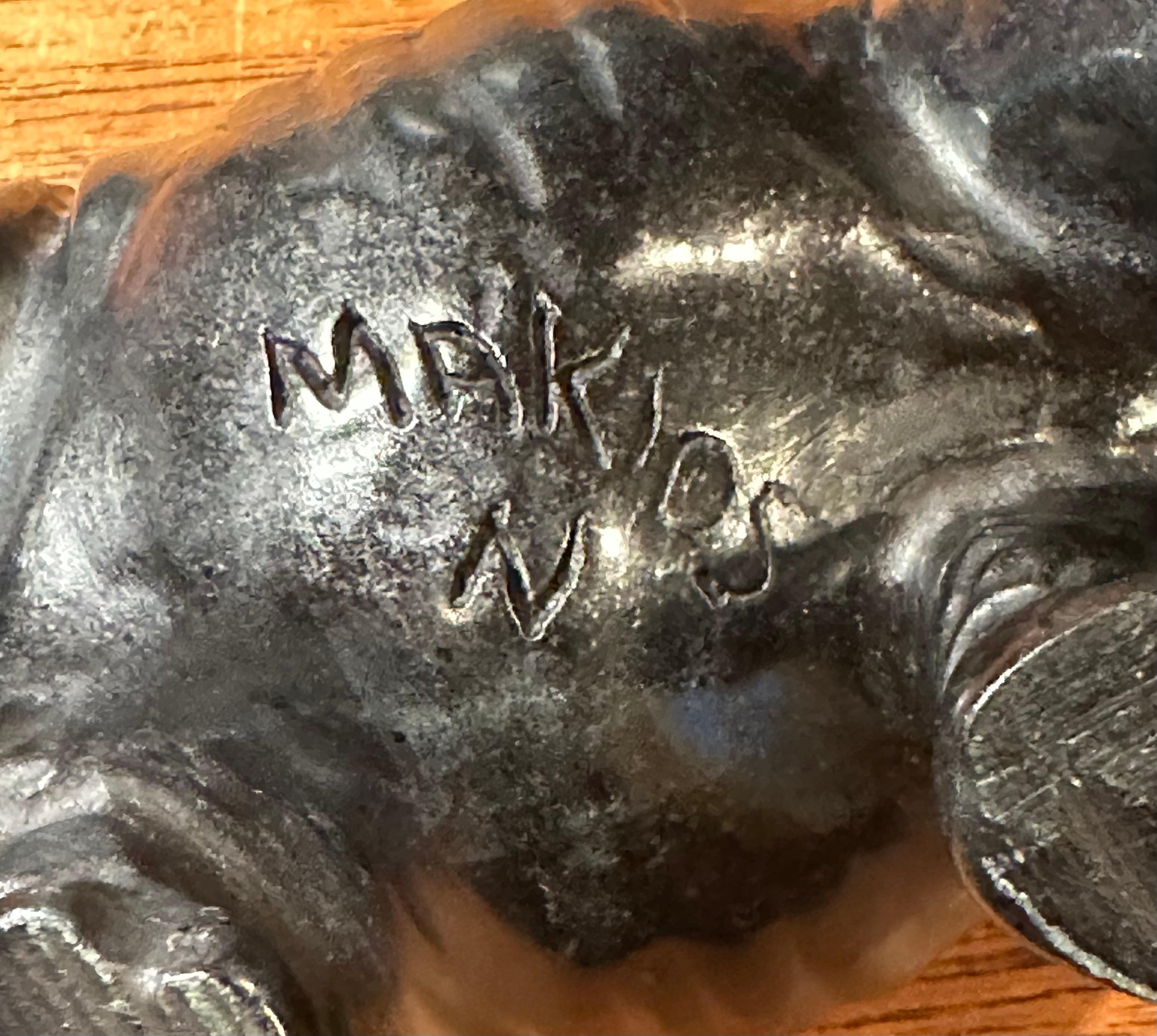 Handgeschnitztes afrikanisches Breitmaulnashorn / Rhinozeros Marmorskulptur - Signiert im Angebot 8