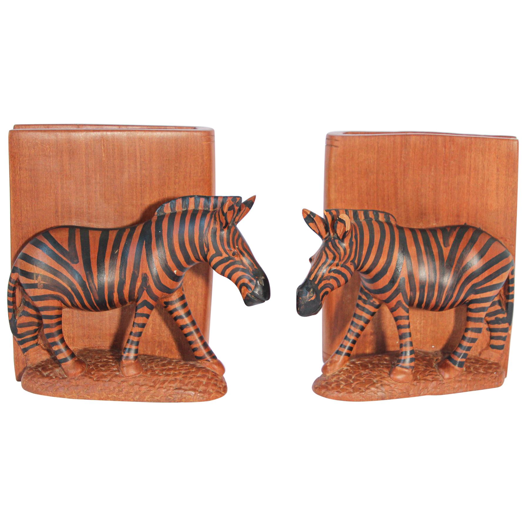 Figurative African Bookends Carved in Hardwood For Sale at 1stDibs