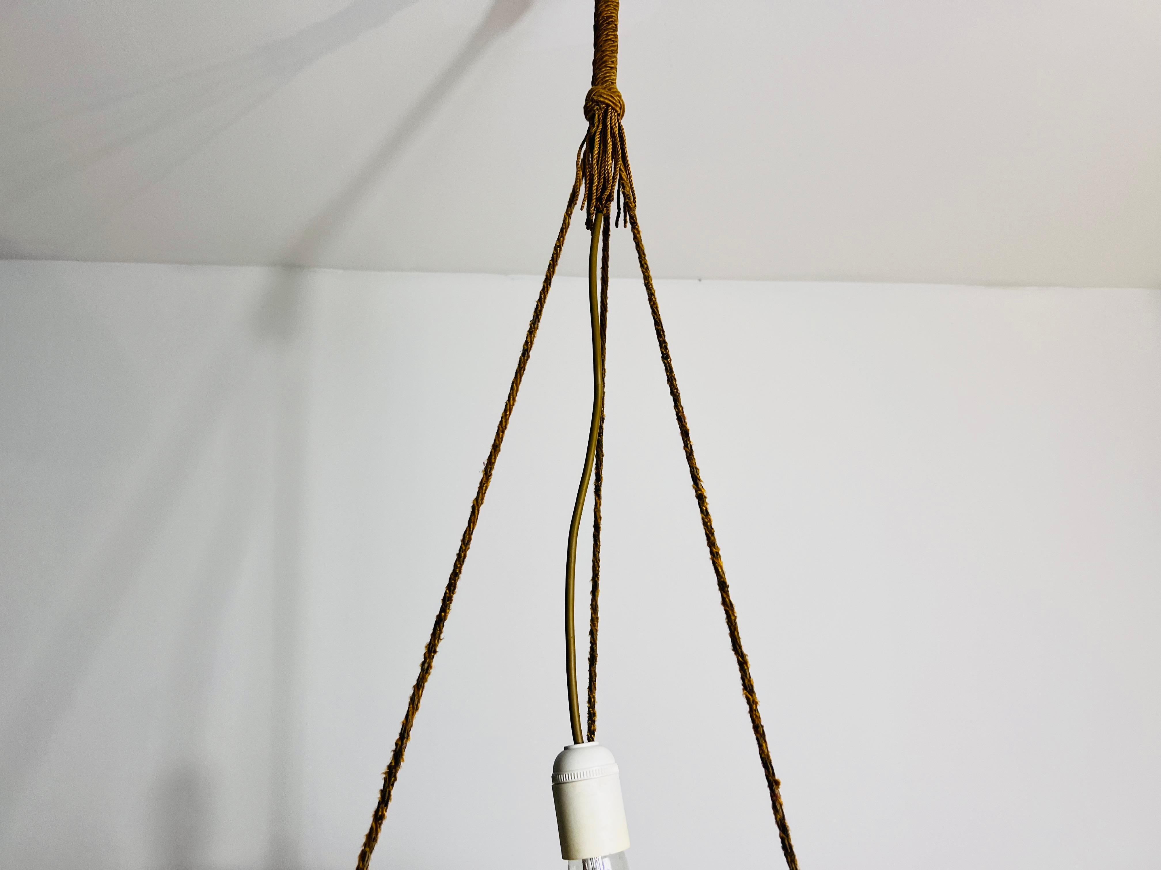 Lampada da soffitto in vetro e ottone intagliato a mano, anni '30, Germania in vendita 2