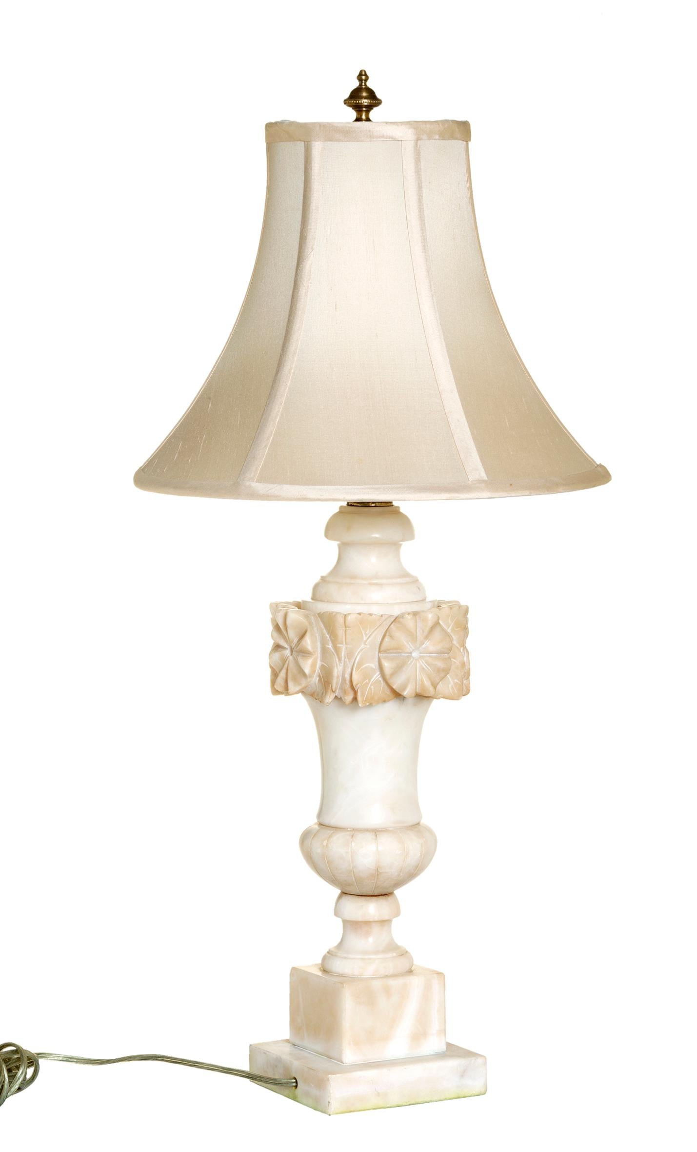 Hand Carved Italian Alabaster Urn Lamp  For Sale 1