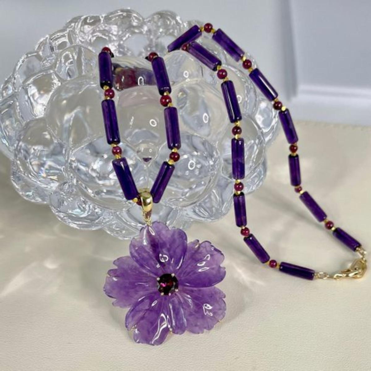 Hand Carved Amethyst Flower & Rhodolite Garnet Pendant Necklace in Yellow Gold 2