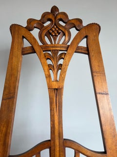 Hand Carved and Graceful Art Nouveau Floor Easel / Artist Display Stand, 1920s