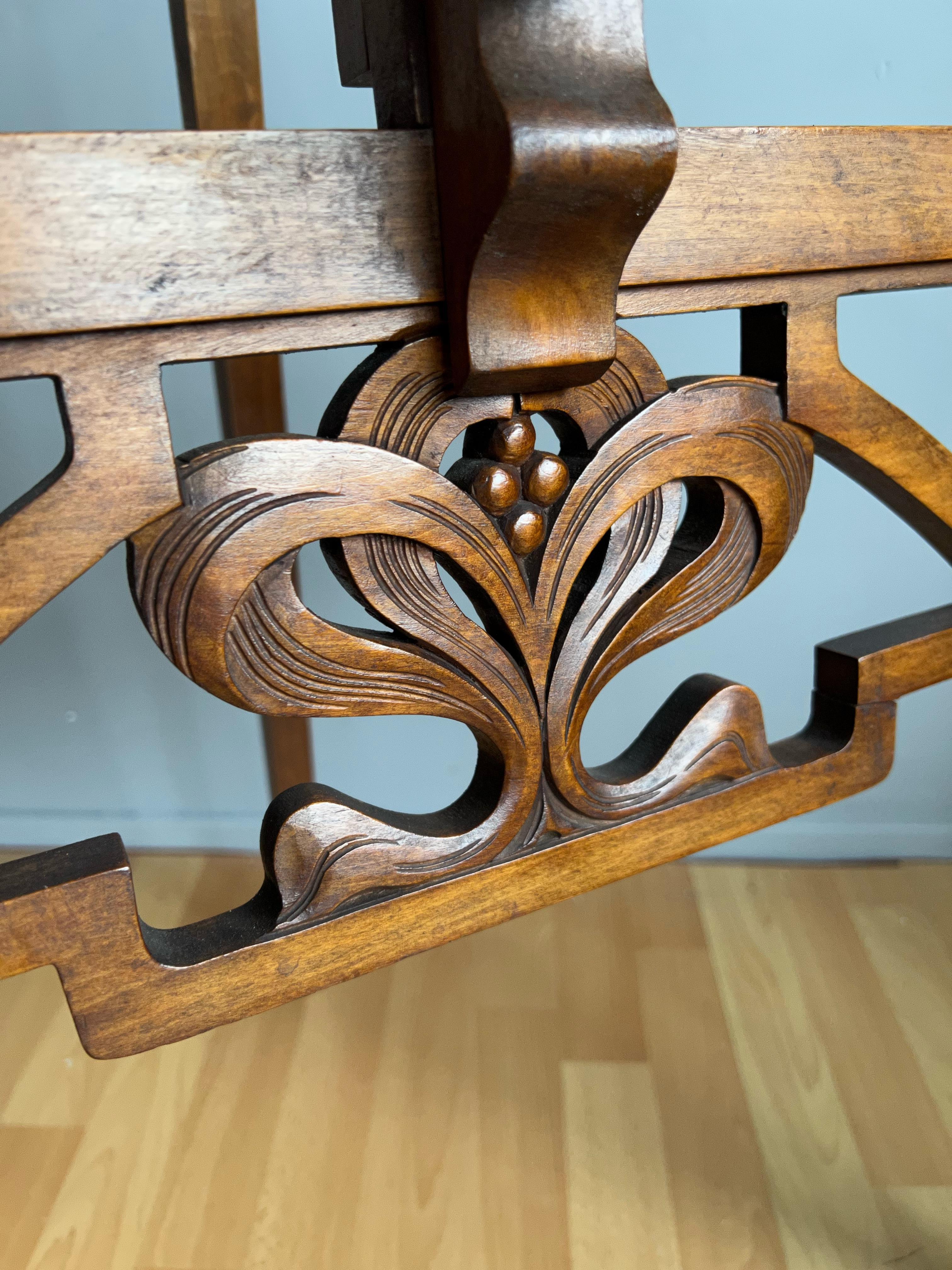Wood Hand Carved and Graceful Art Nouveau Floor Easel / Artist Display Stand, 1920s