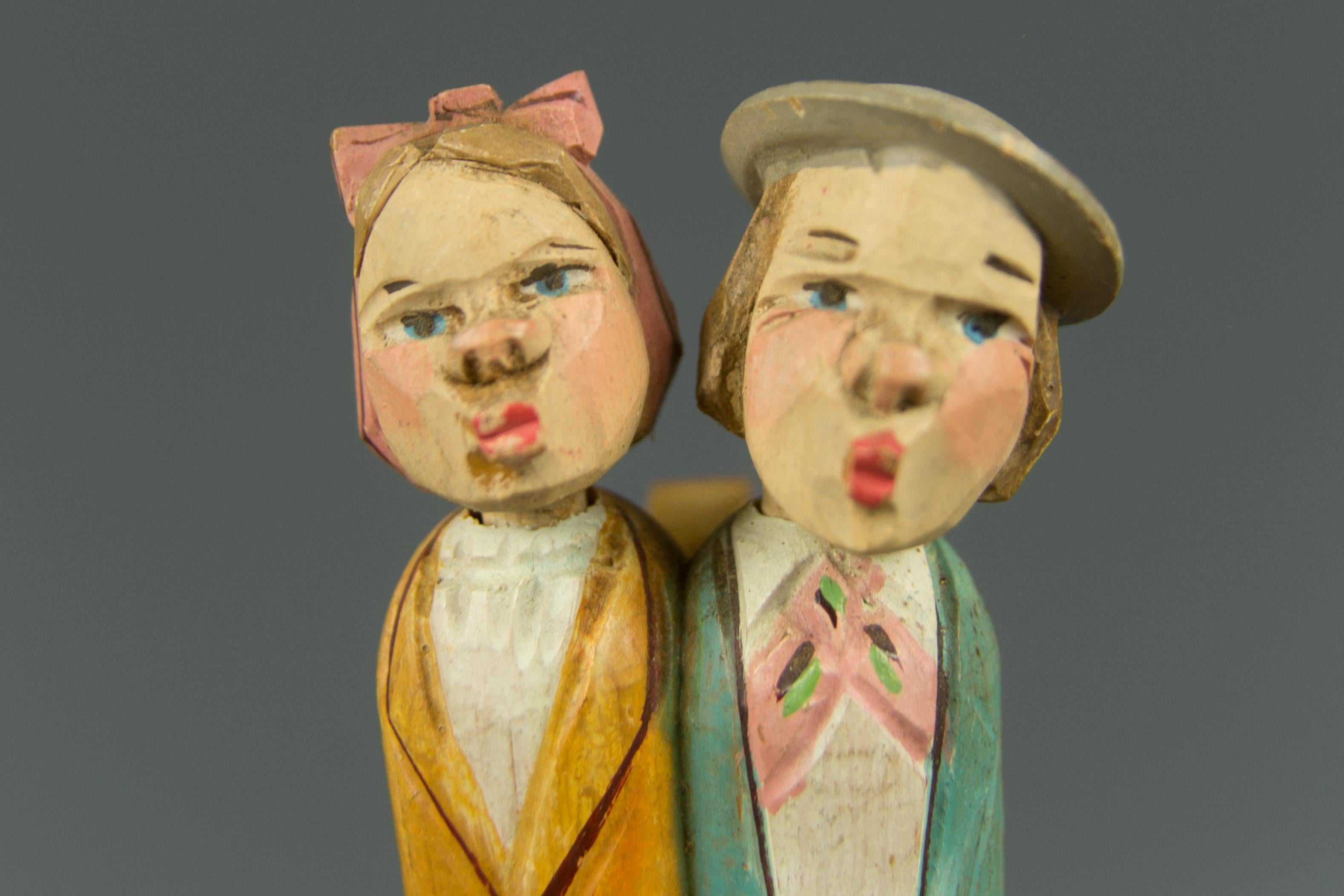 Hand-Carved Hand Carved and Painted Mechanical Wooden Bottle Stopper Kissing Couple, 1950s
