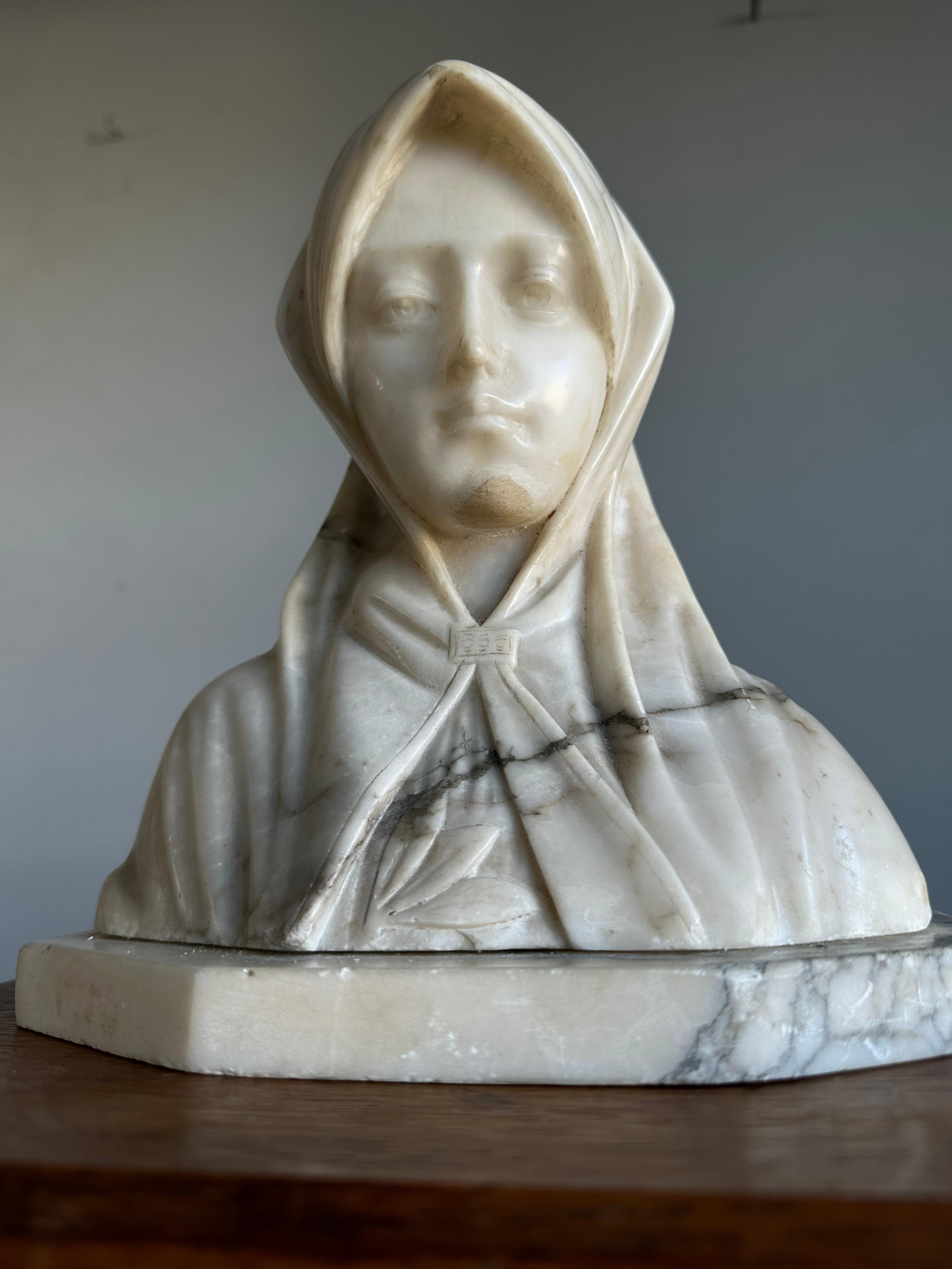 Top quality carved, practical size and used condition sculpture of a serene Saint Clare.

If you are a collector of antique and beautiful materials works of art in general and of religious artefacts in particular then this hand carved, lady Saint