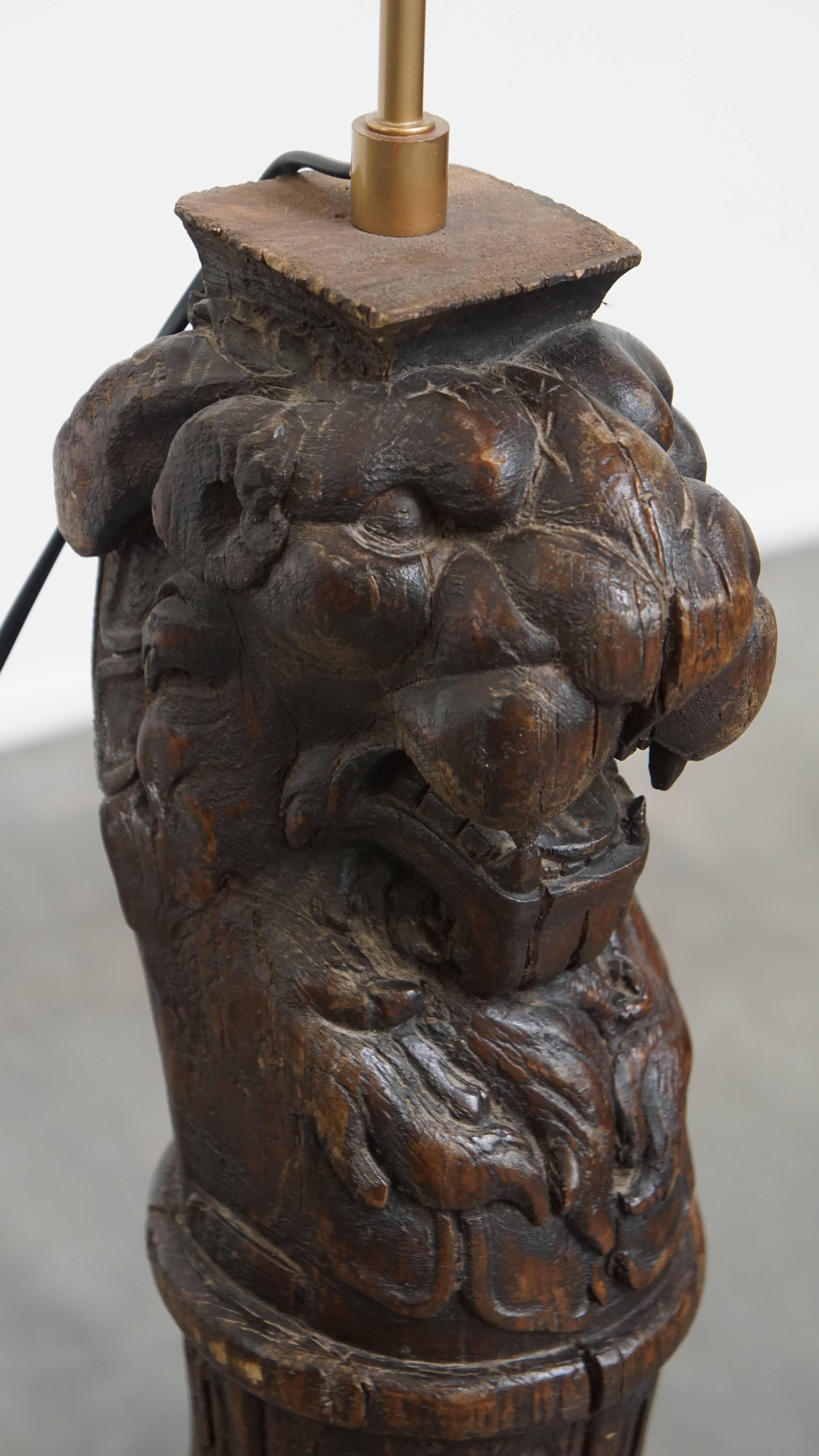 Hand-Carved Antique Wooden Floor Lamp with Lion Head For Sale 2